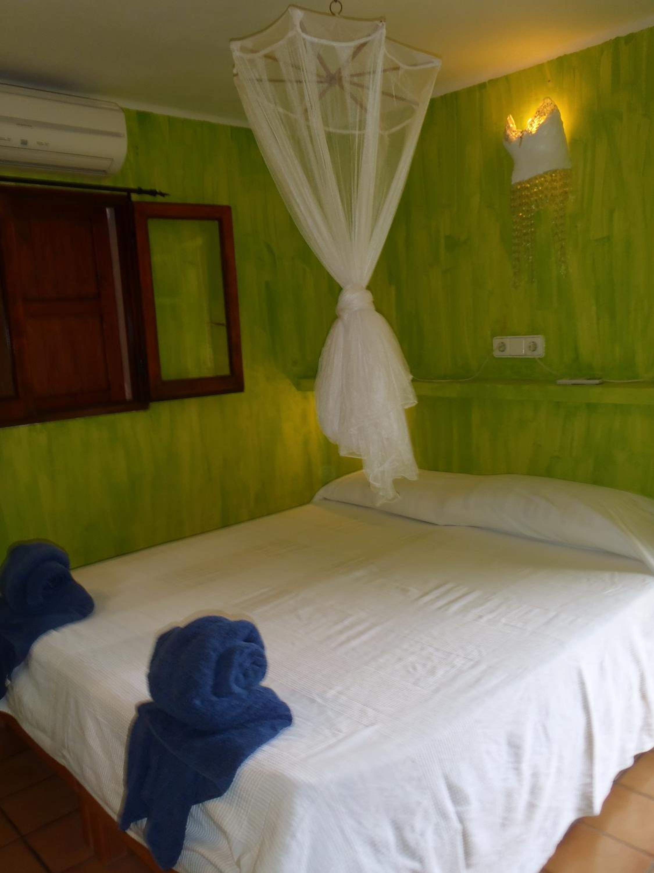 Casa de cuatro habitaciones