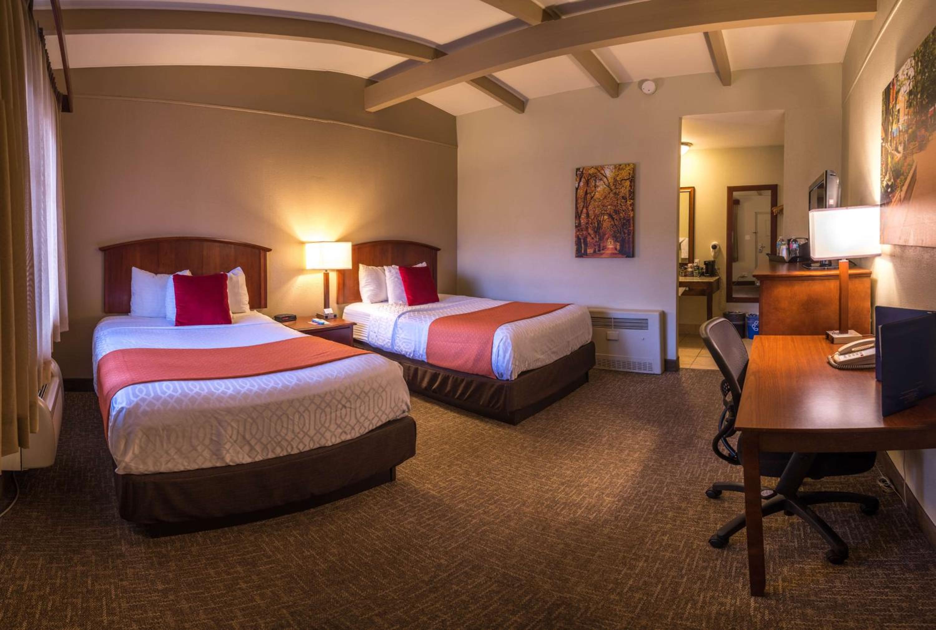 Double Room with Two Double Beds - Exterior Access/Non-Smoking - Photo 2