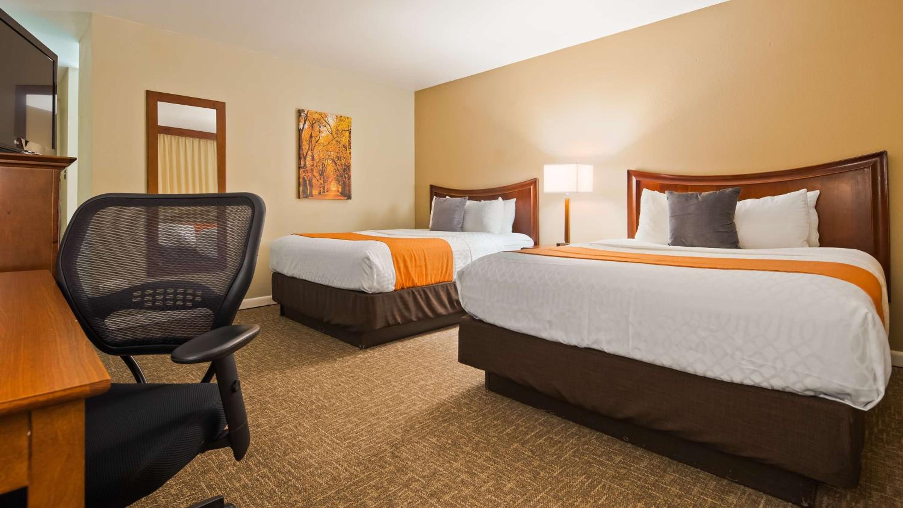 Double Room with Two Double Beds - Photo 5