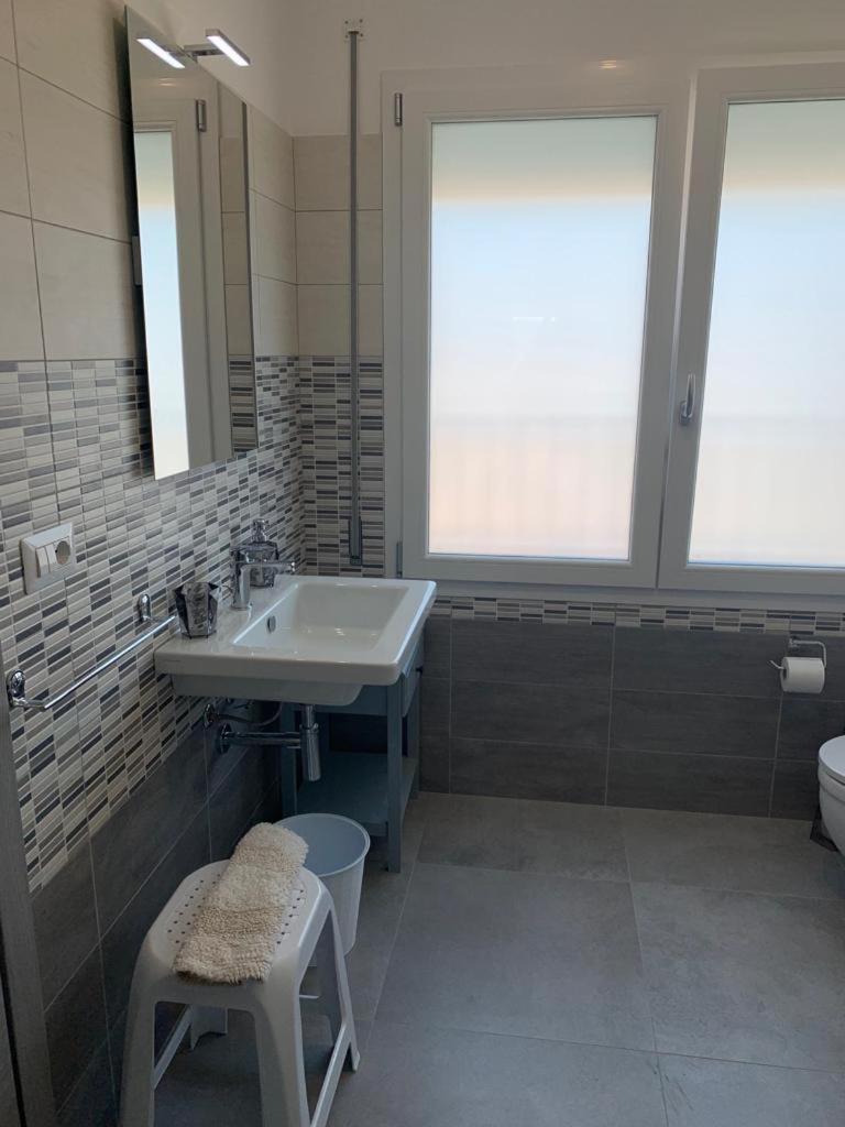 Quadruple Room with Private Bathroom - Photo 2
