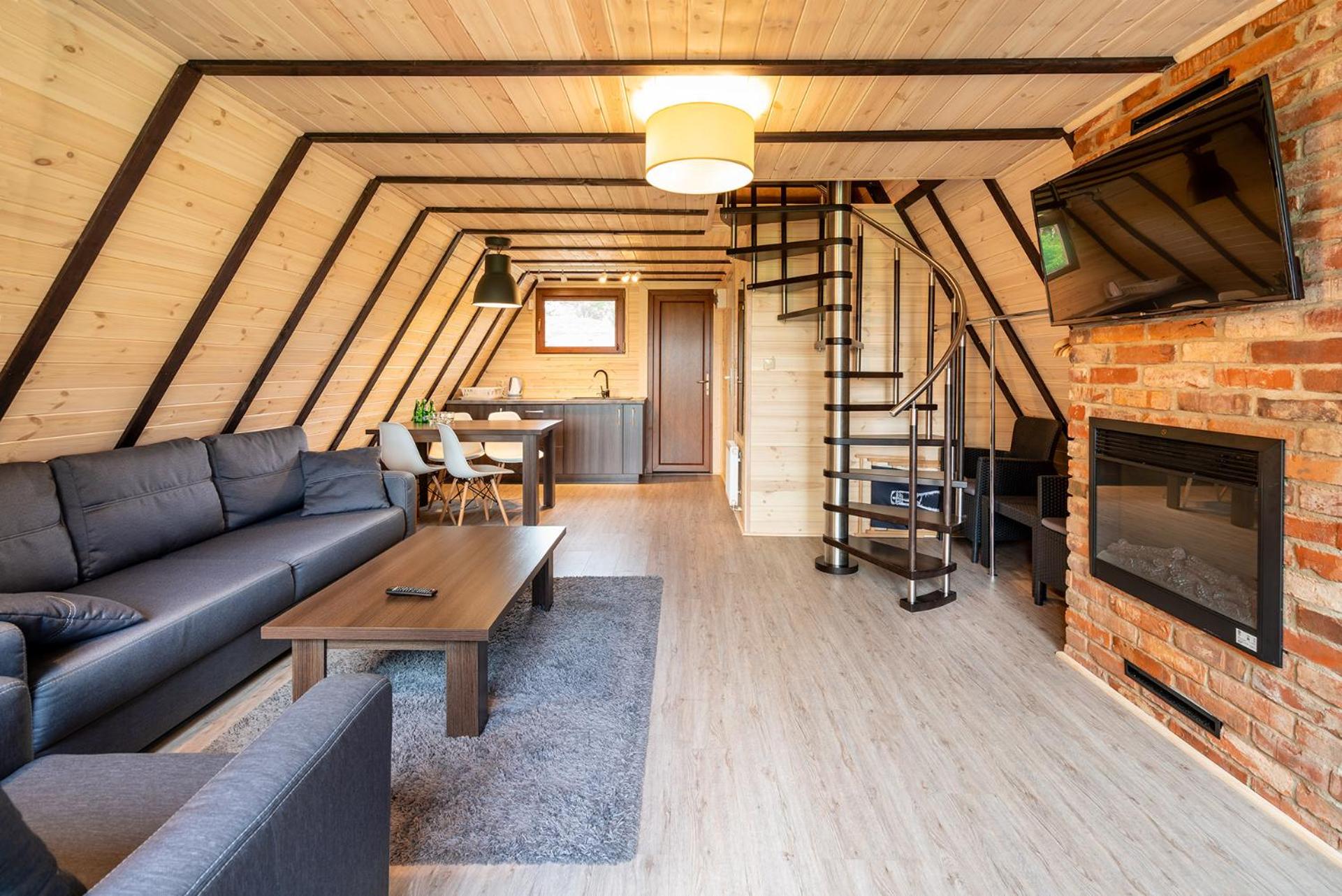 Two-Bedroom House - Photo 13