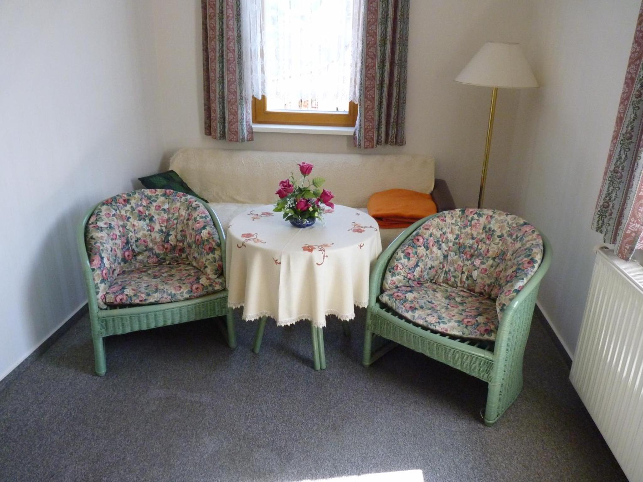 Family Room photo 3