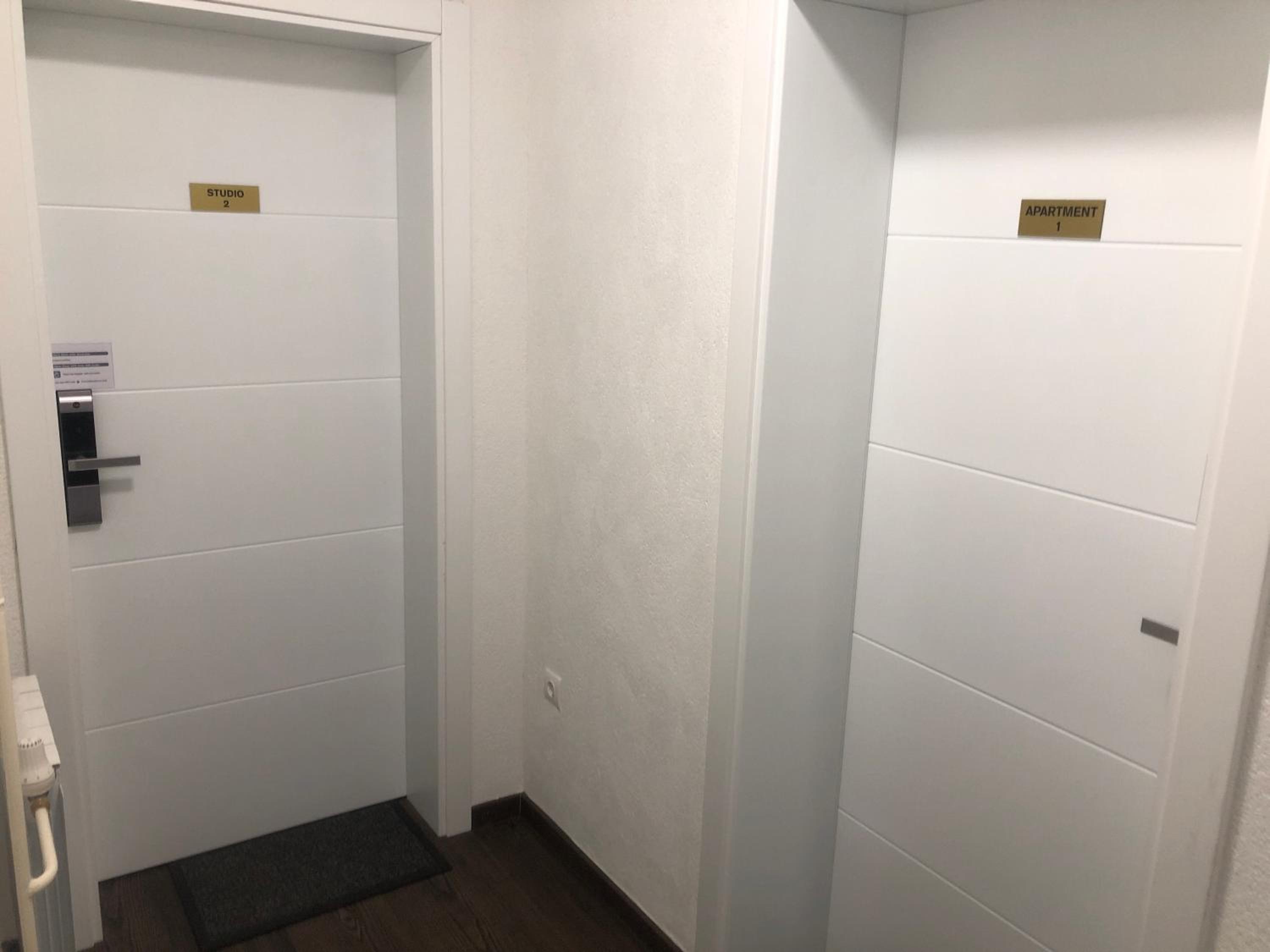 Superior Studio Apartment with Balcony photo 3