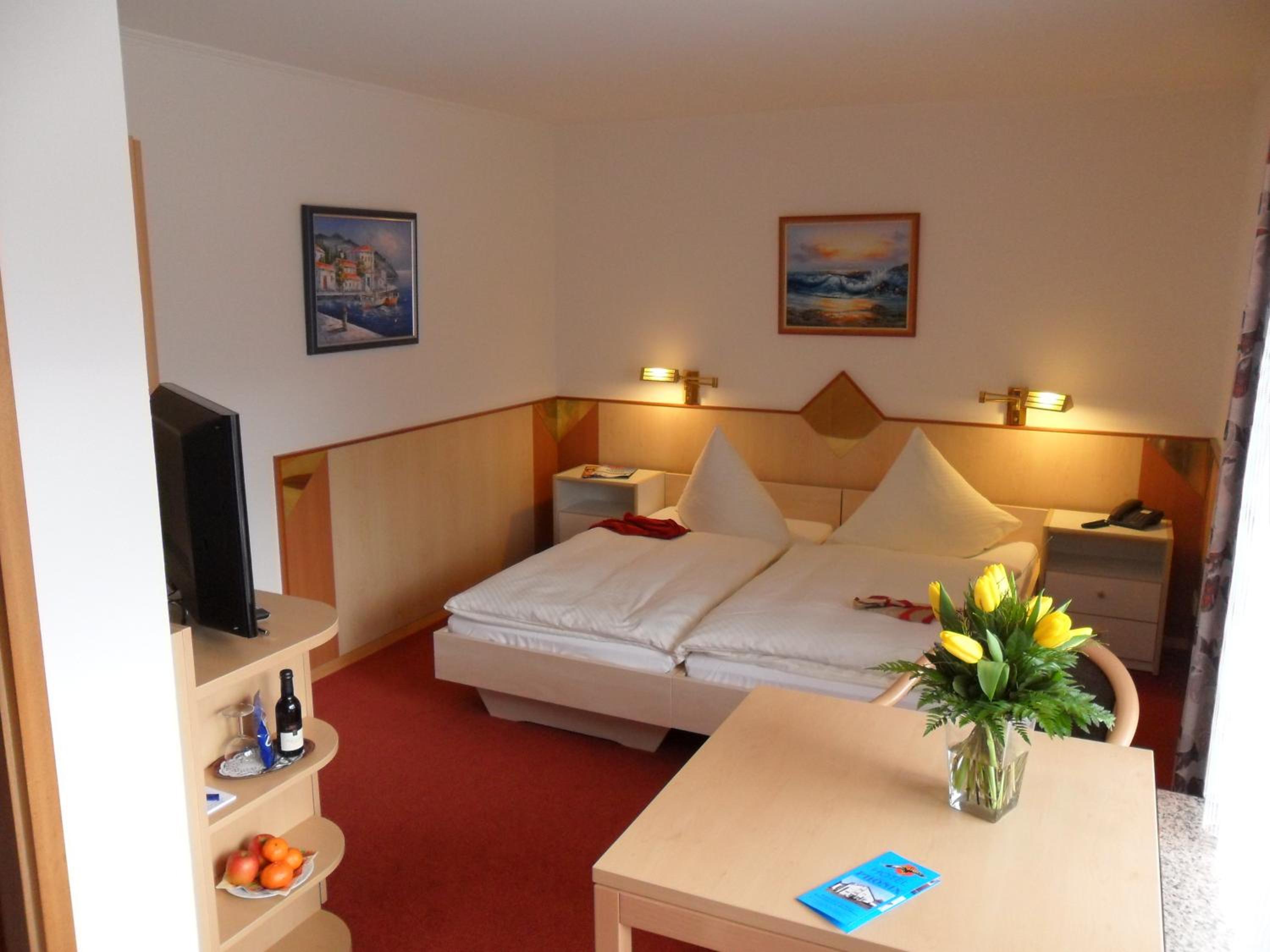 Double Room - Photo 4