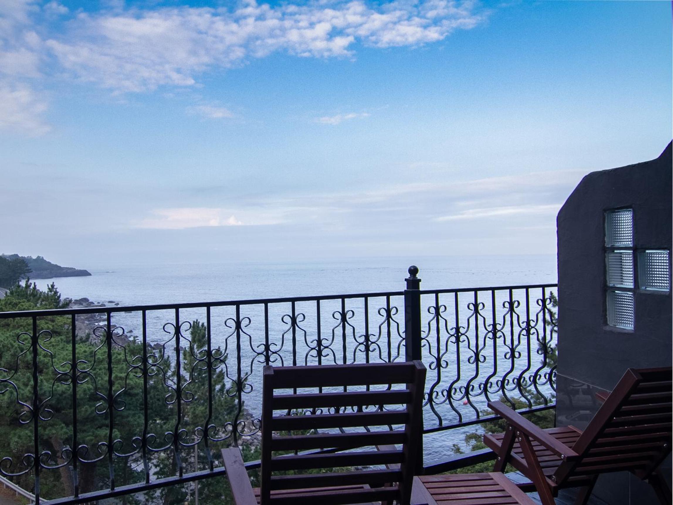 Suite with Ocean View and Semi Open-Air Bath - Photo 21