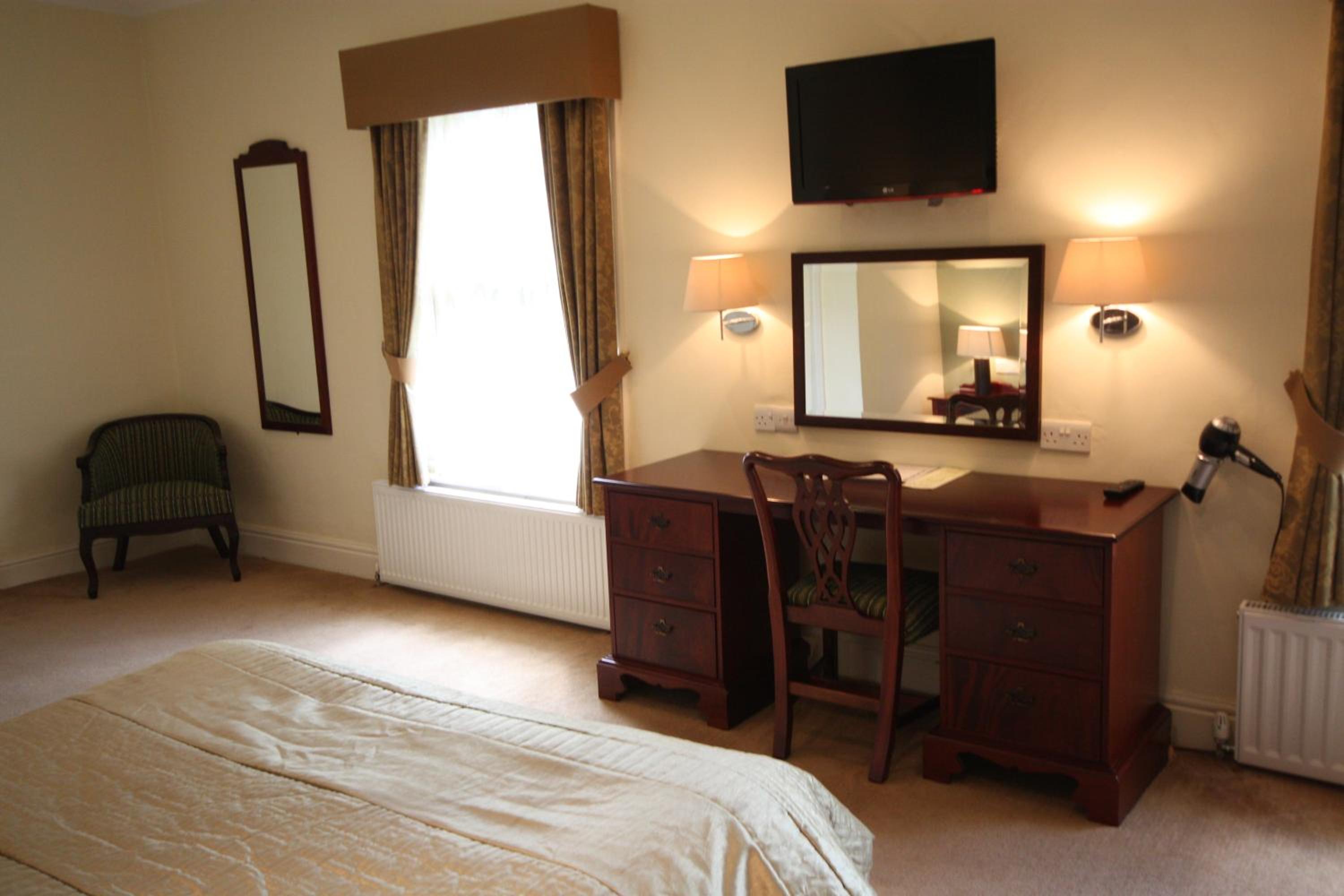 Executive Double Room - Photo 9