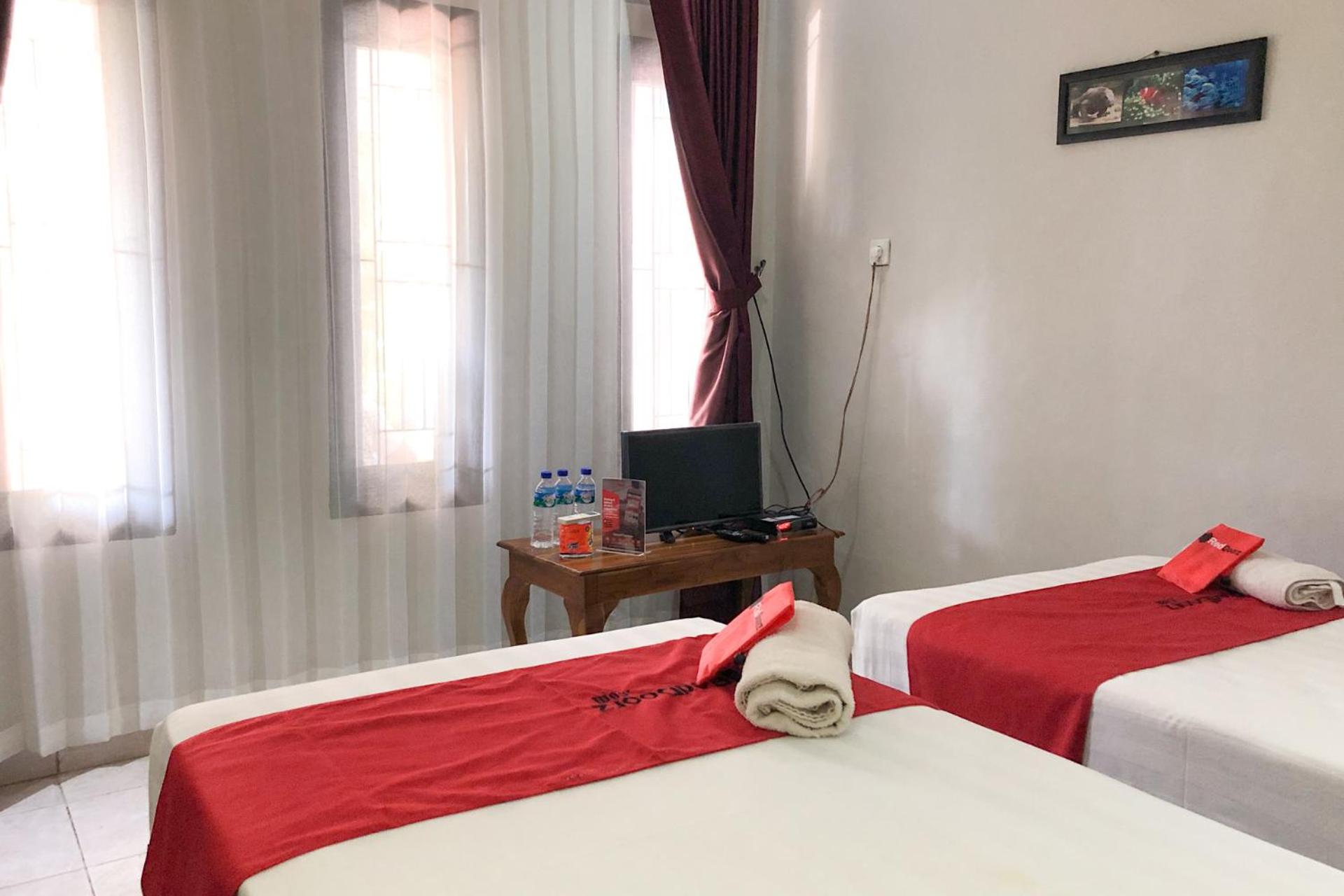 Twin Room - Photo 5