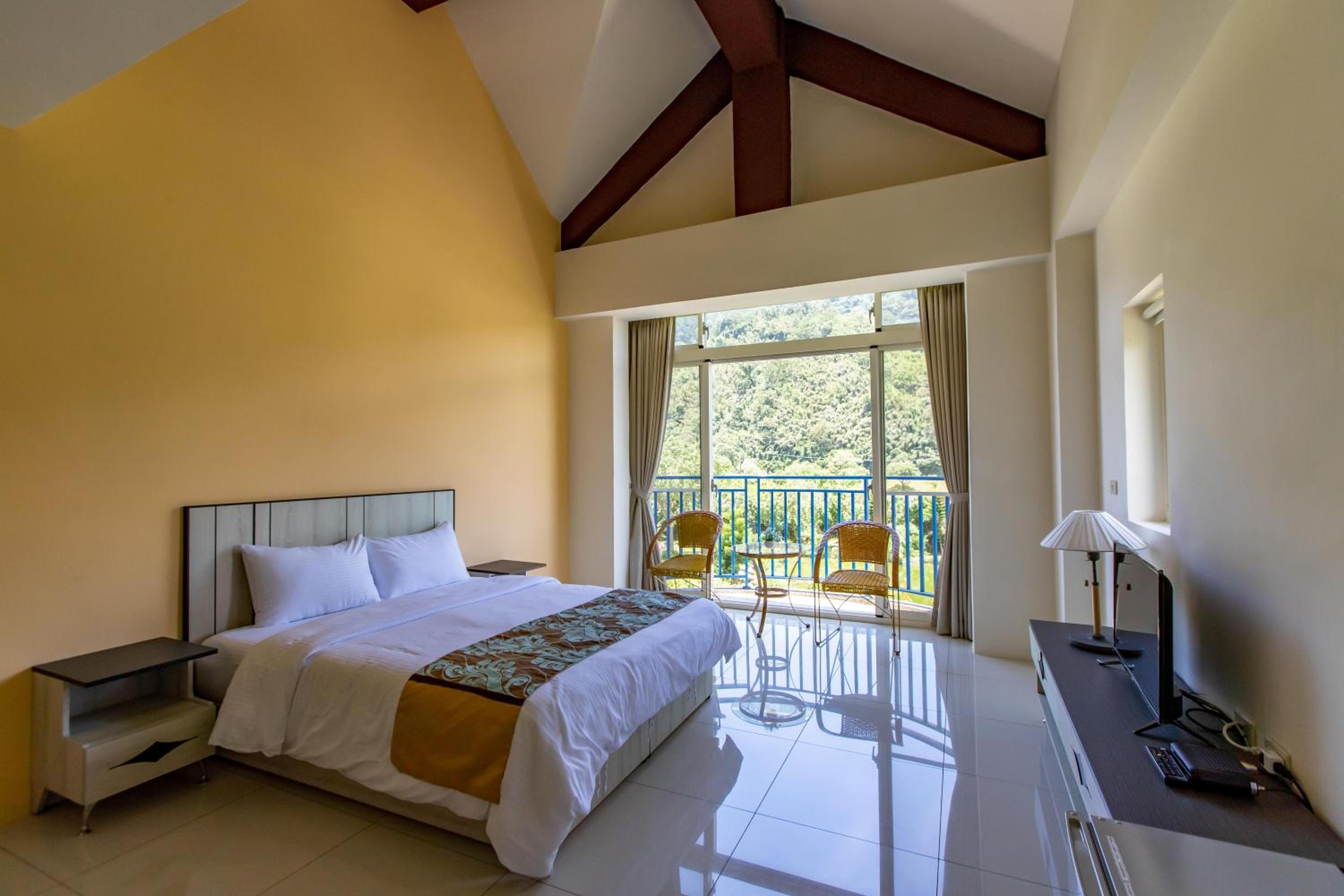 Standard Double Room - No Pets photo 2