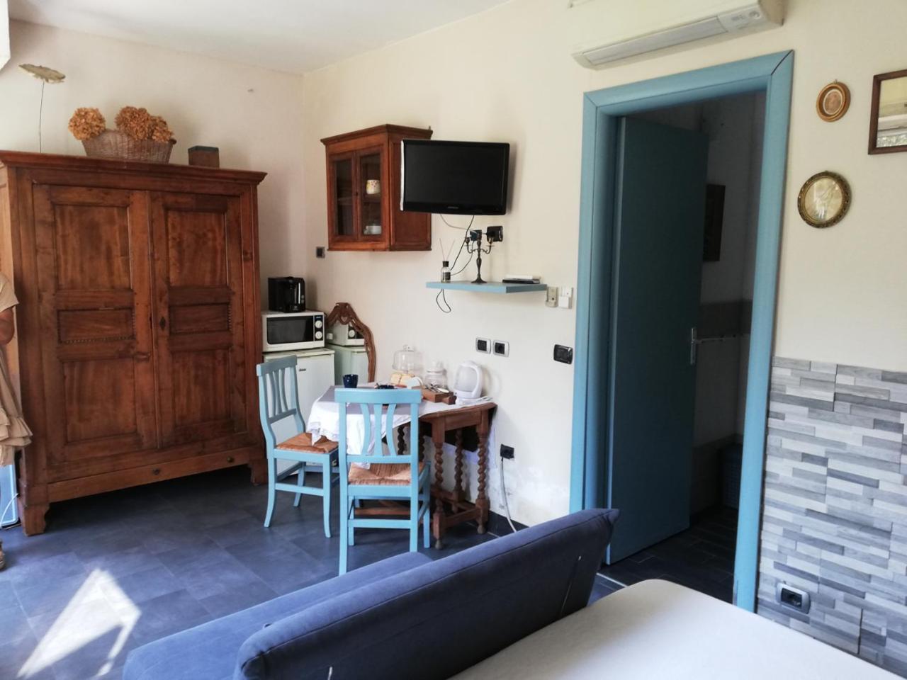 Double or Twin Room photo 3