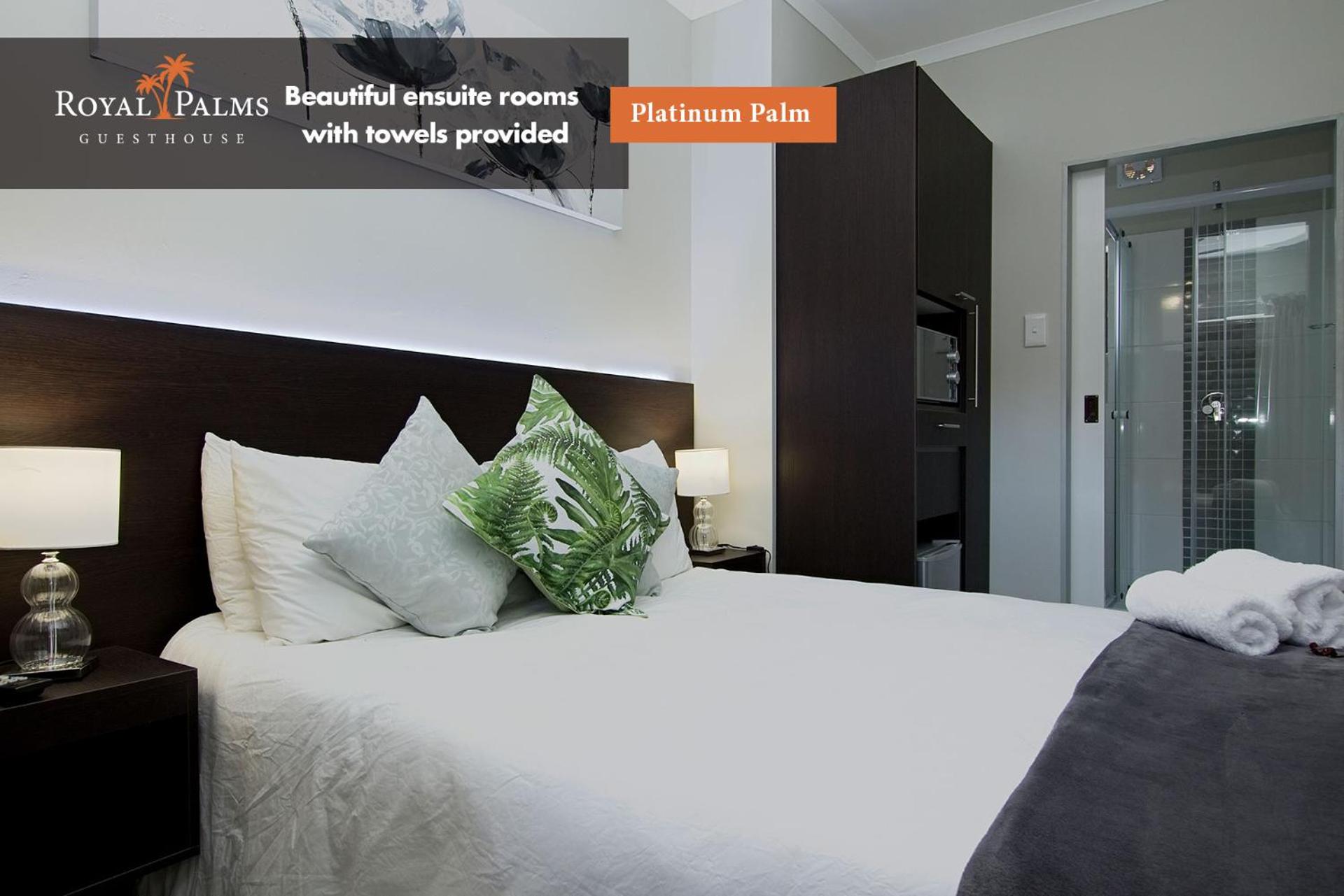 Double Room with Shower - Photo 16