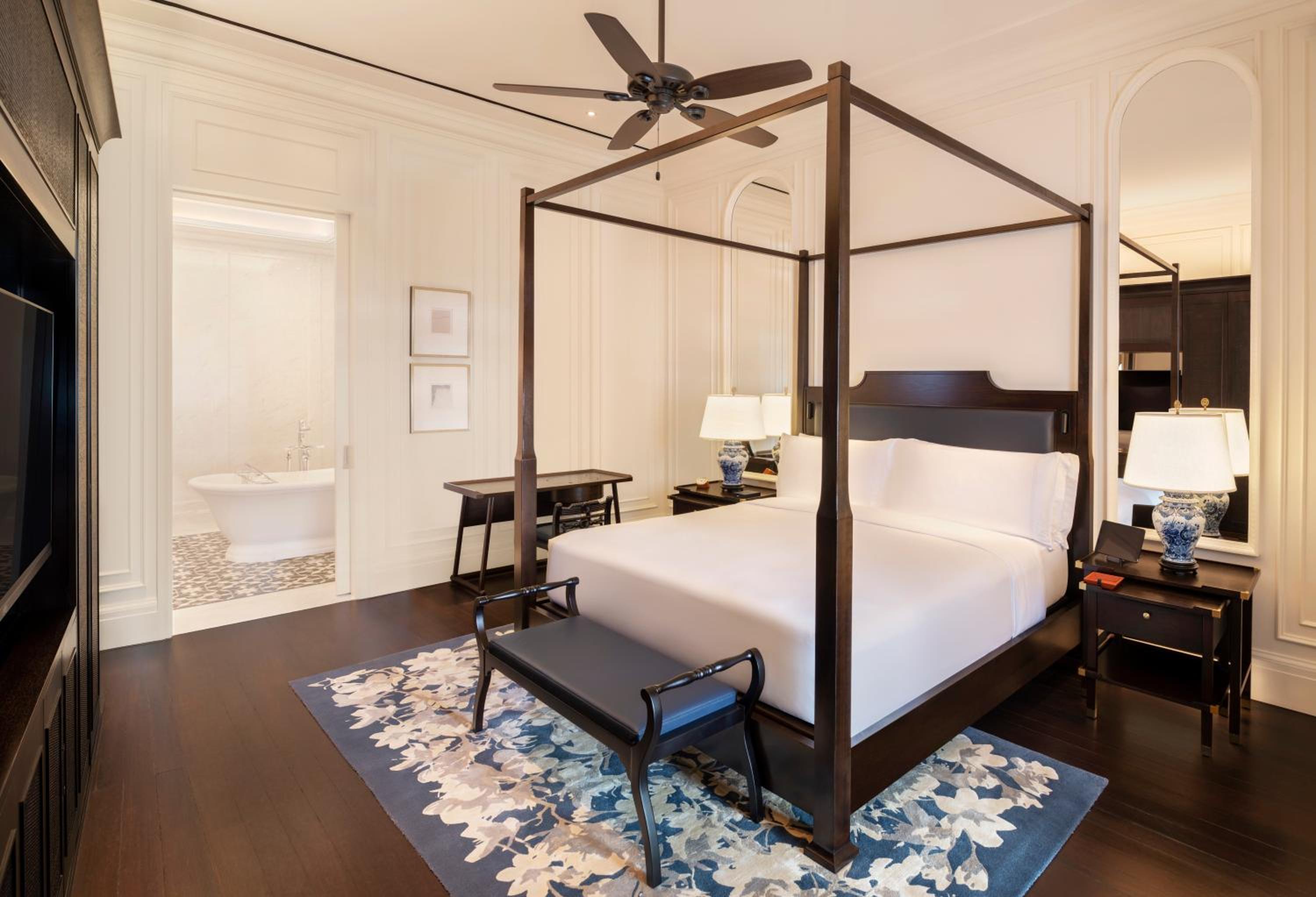 Courtyard Suite King