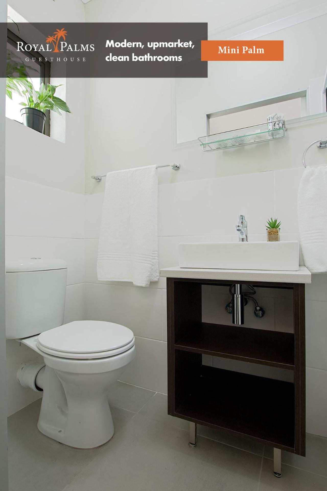 Budget Double Room - Photo 7