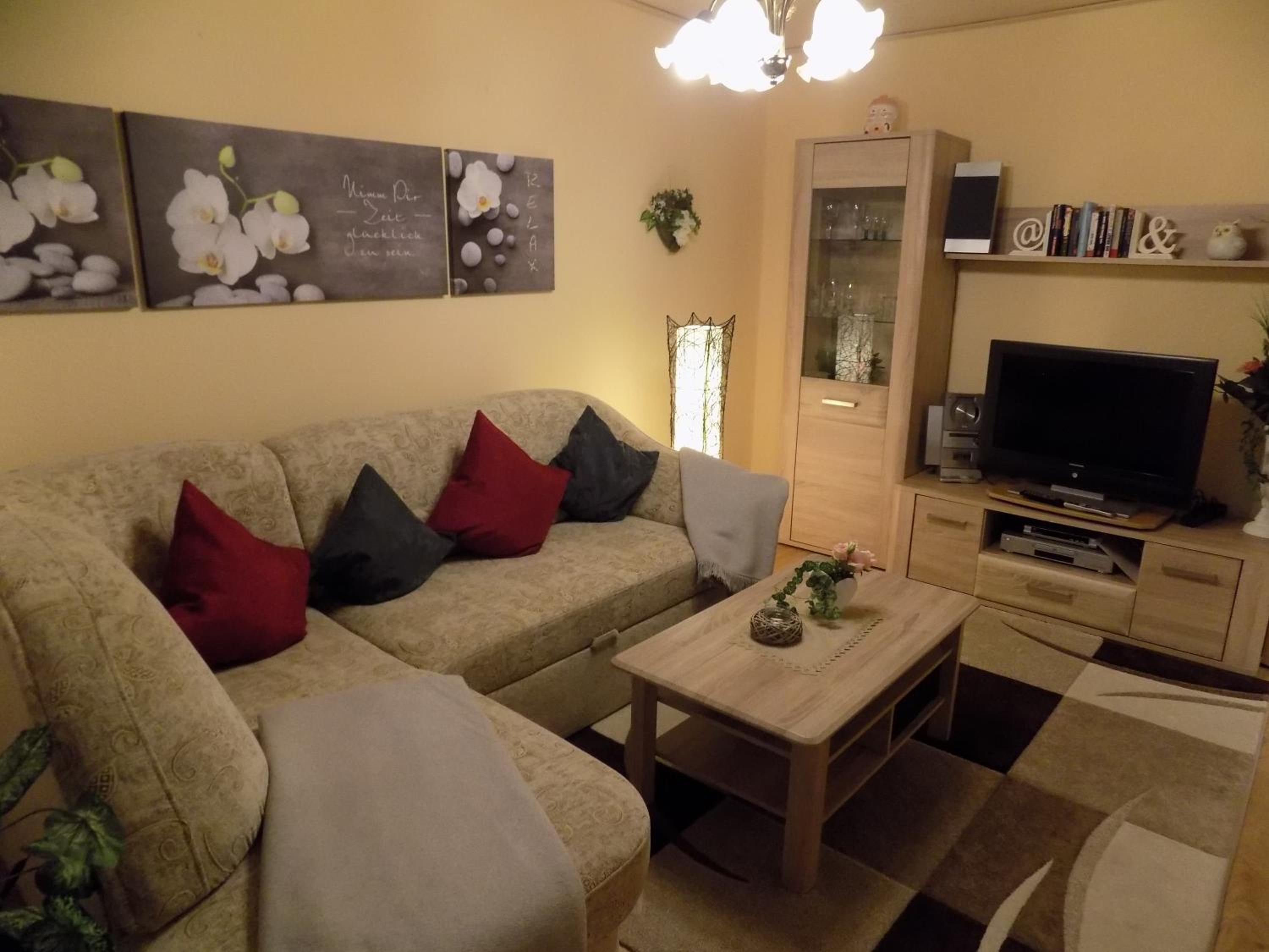 One-Bedroom Apartment with Terrace photo 2