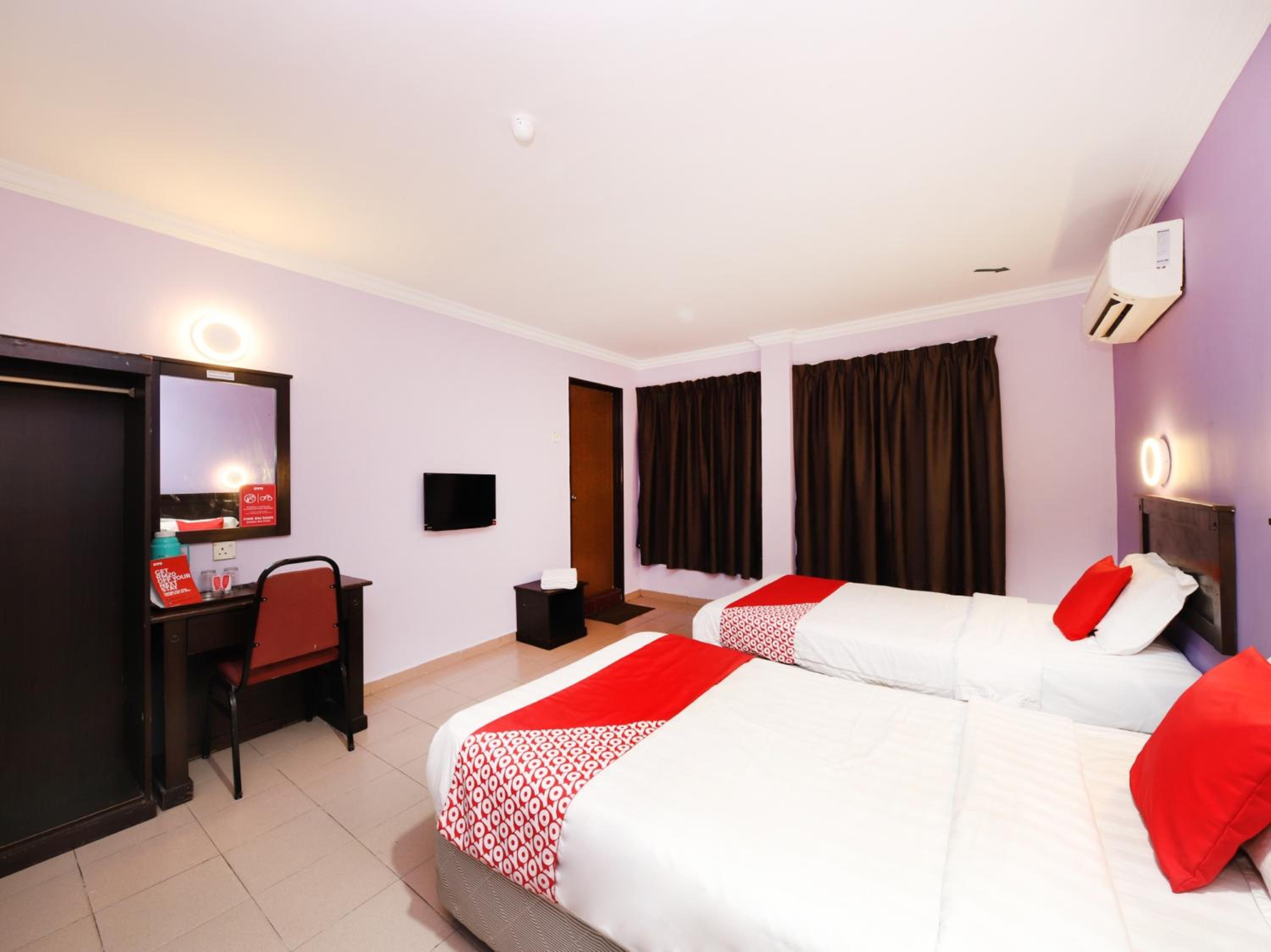 Standard Twin Room photo 3