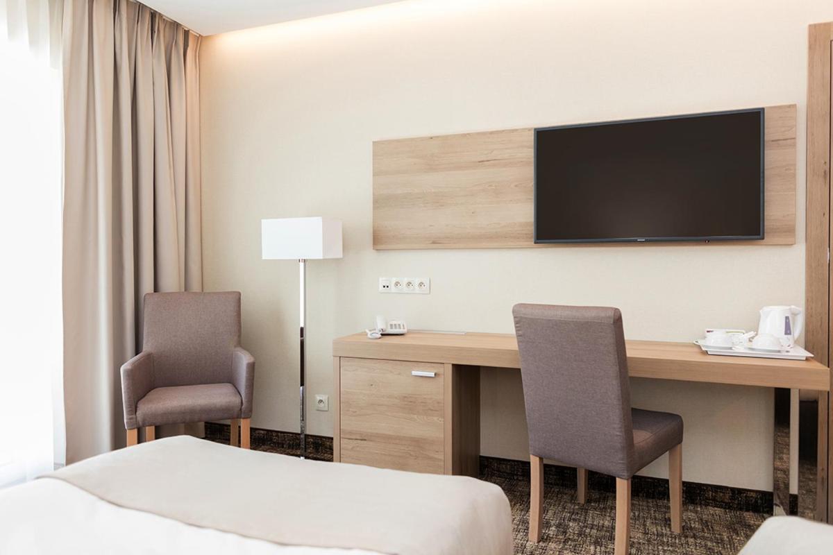 Premium Double or Twin Room - Photo 1