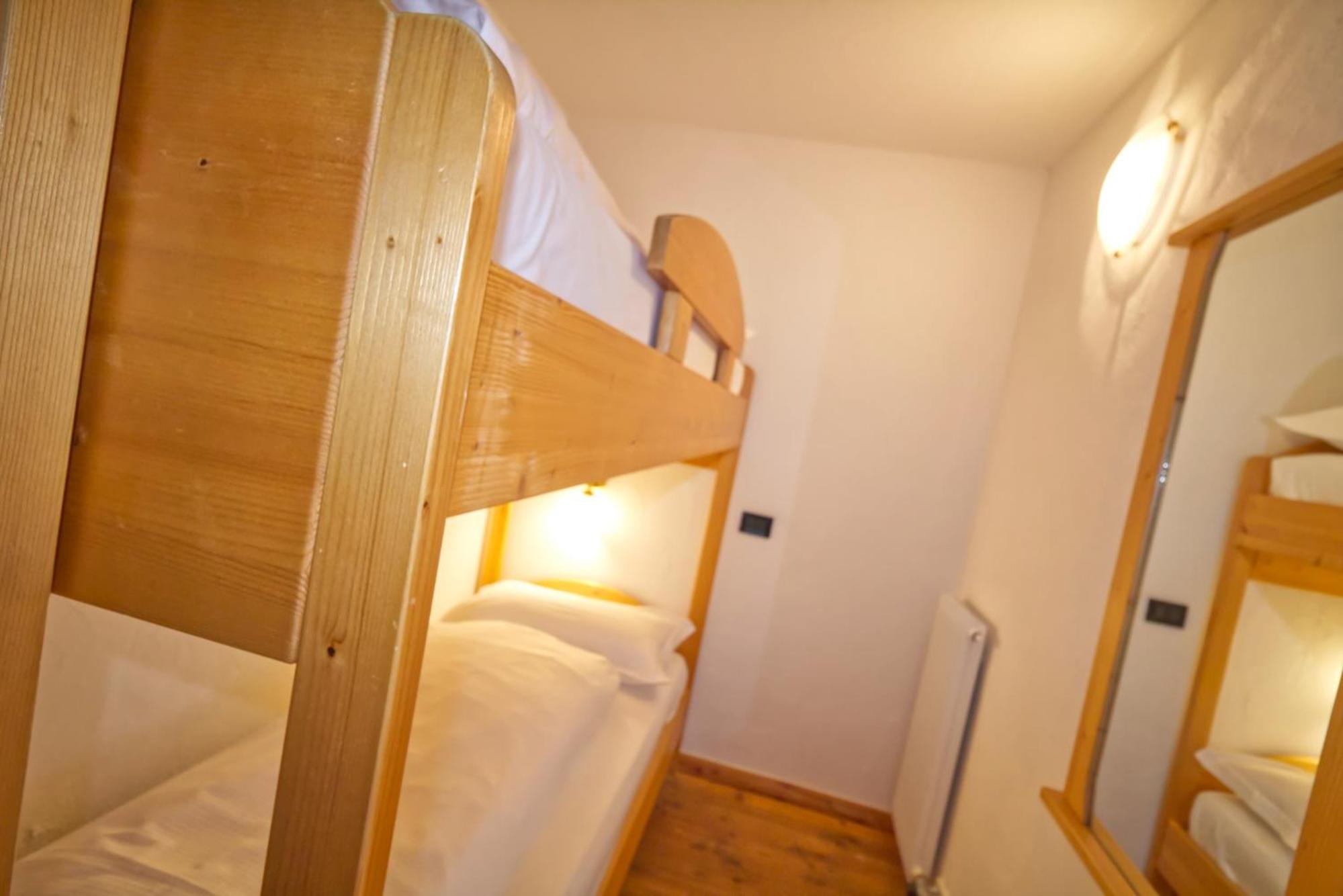 Studio Apartment photo 1