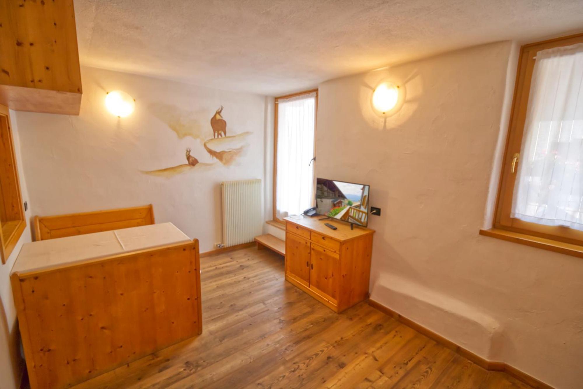 Studio Apartment photo 3