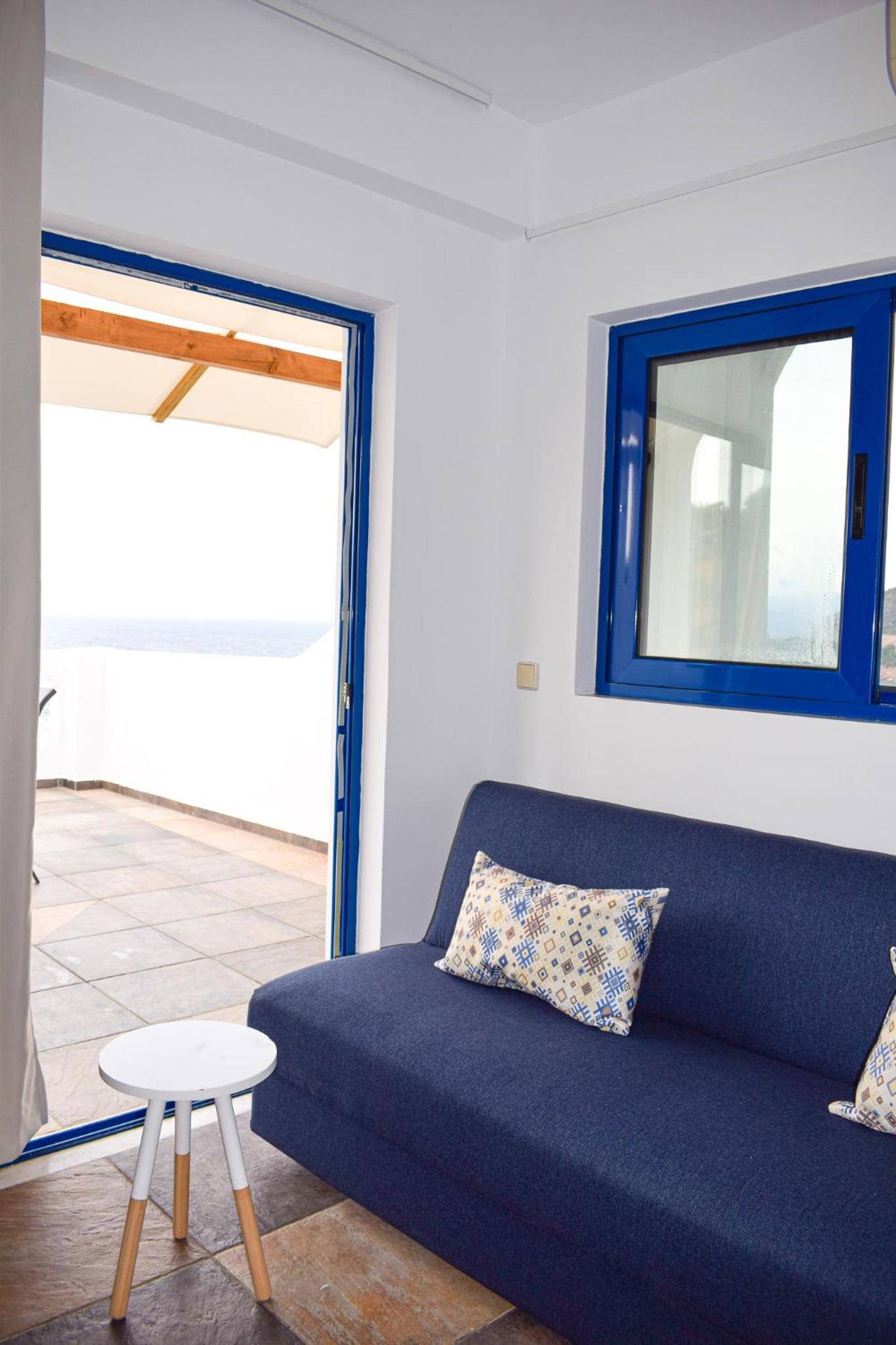 Romantic Villa with Plunge Pool photo 1