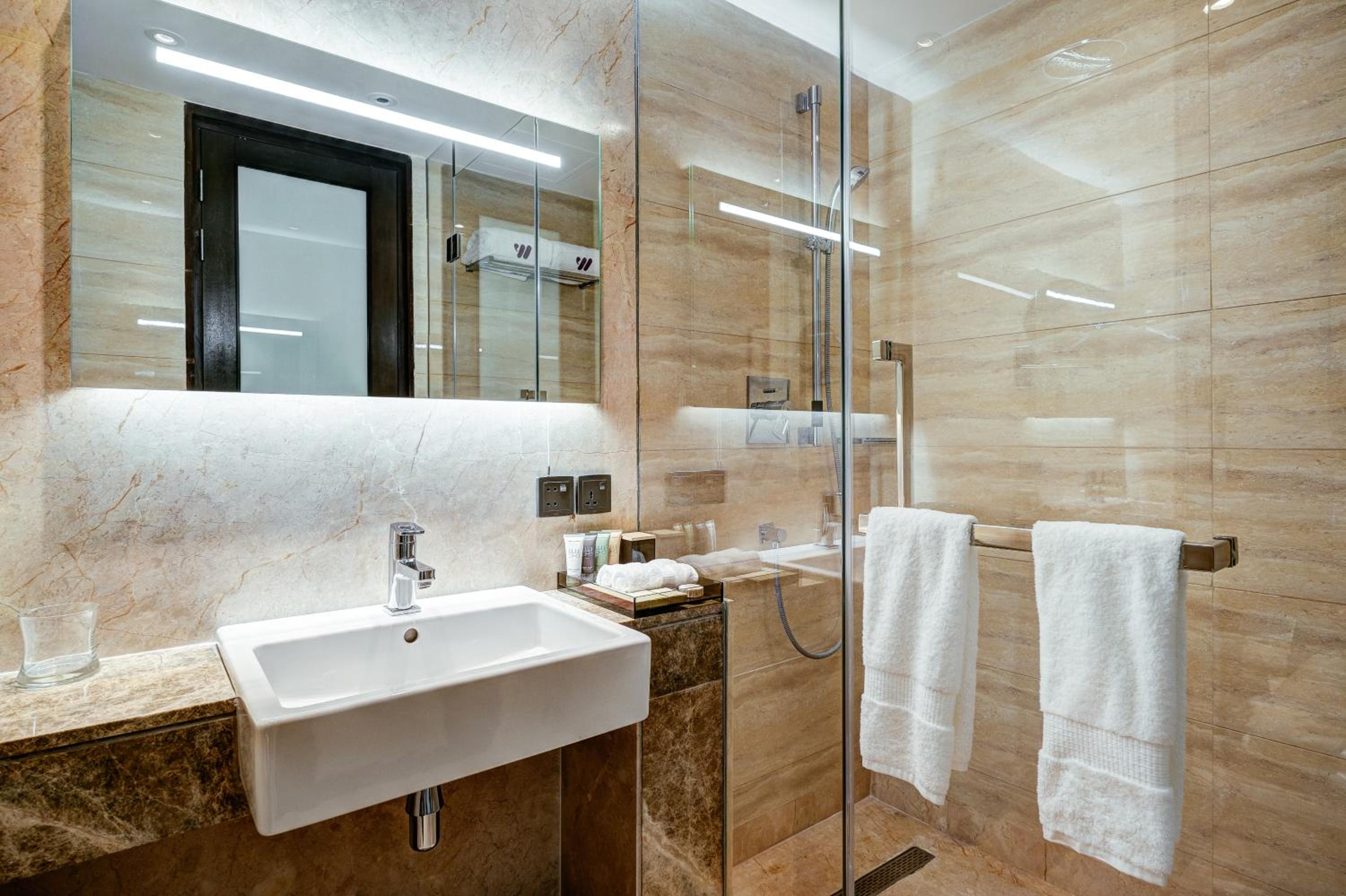 Deluxe Twin Room - 20% discount on Food photo 3