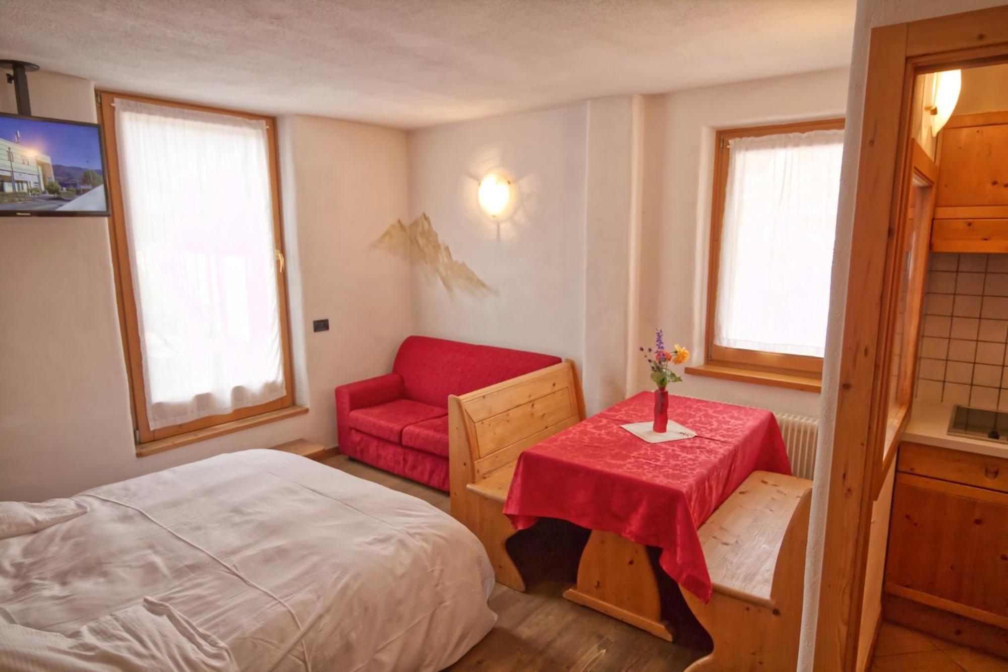 One-Bedroom Apartment (4 Adults) photo 1