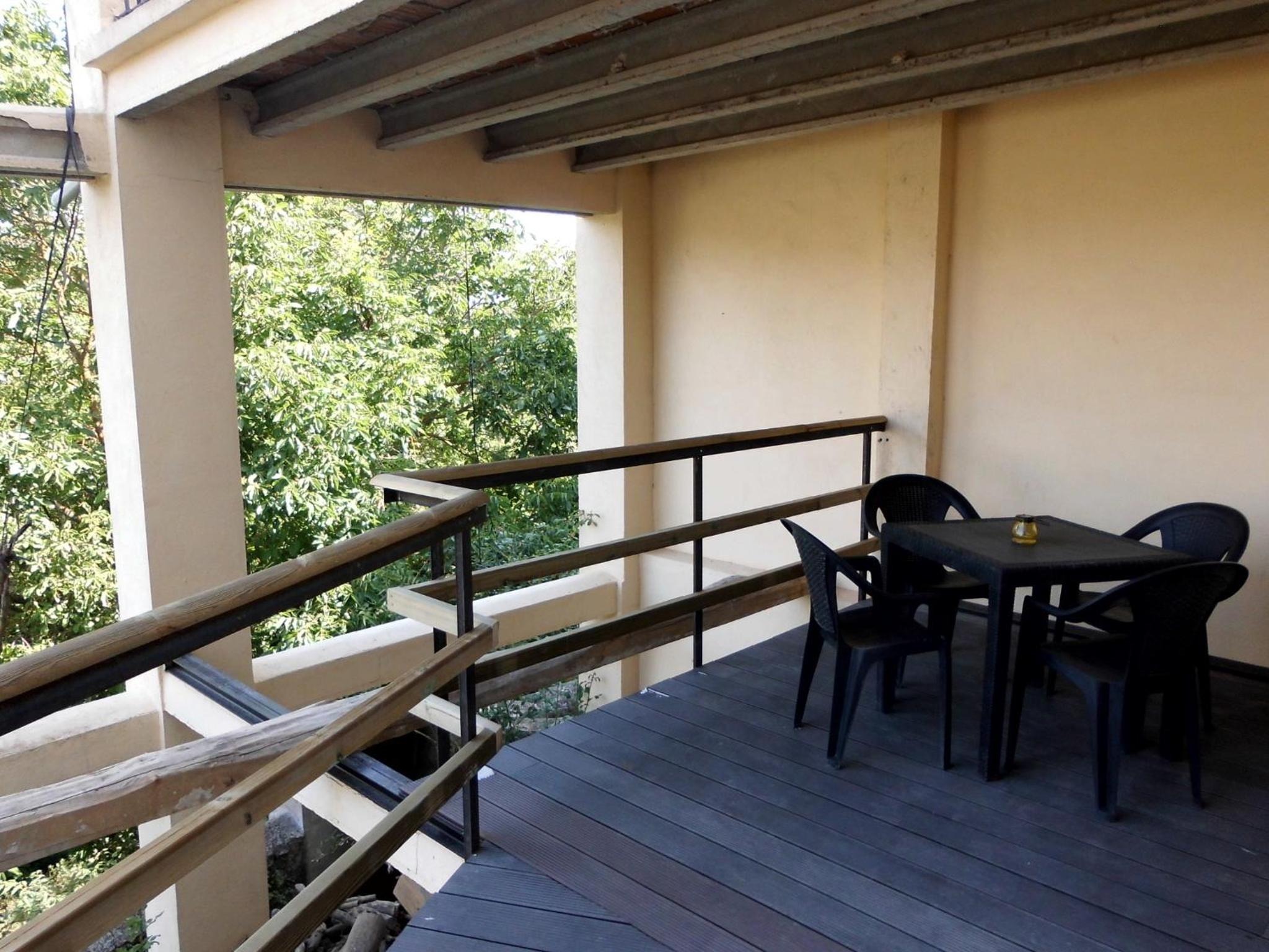 Studio - Disability Access - Photo 8