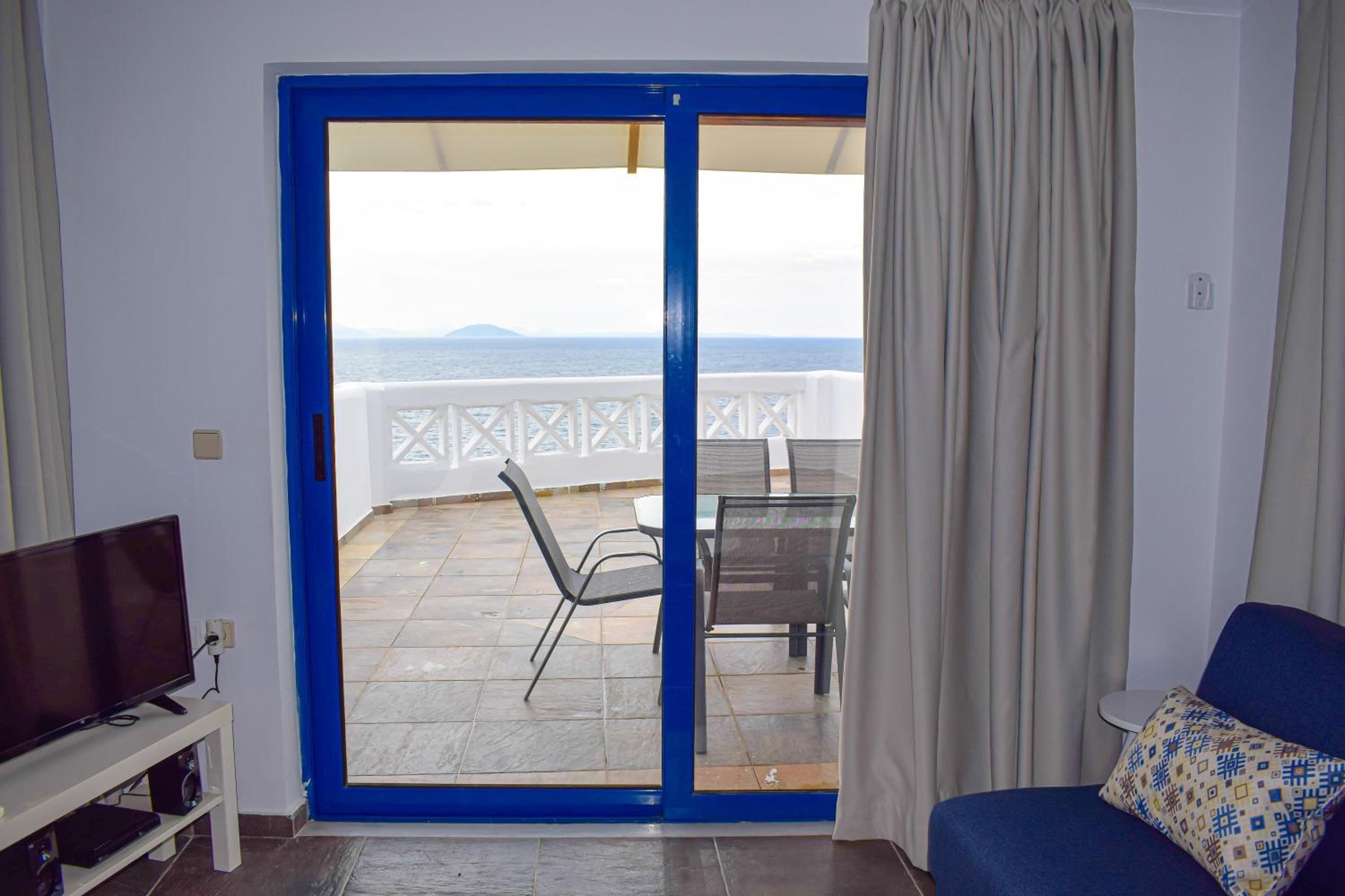 Two-Bedroom Villa photo 2