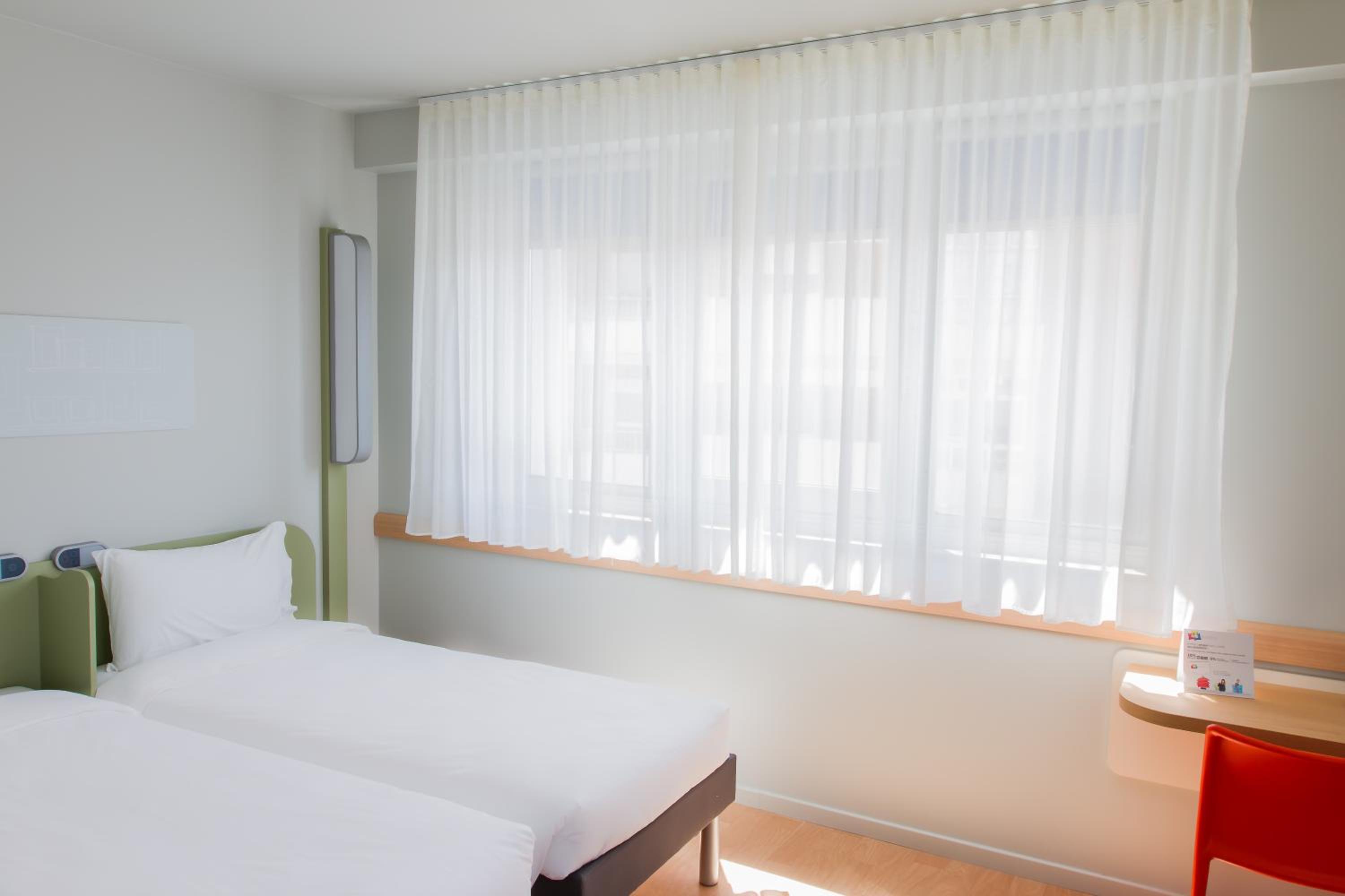 Classic Double Room - Photo 10