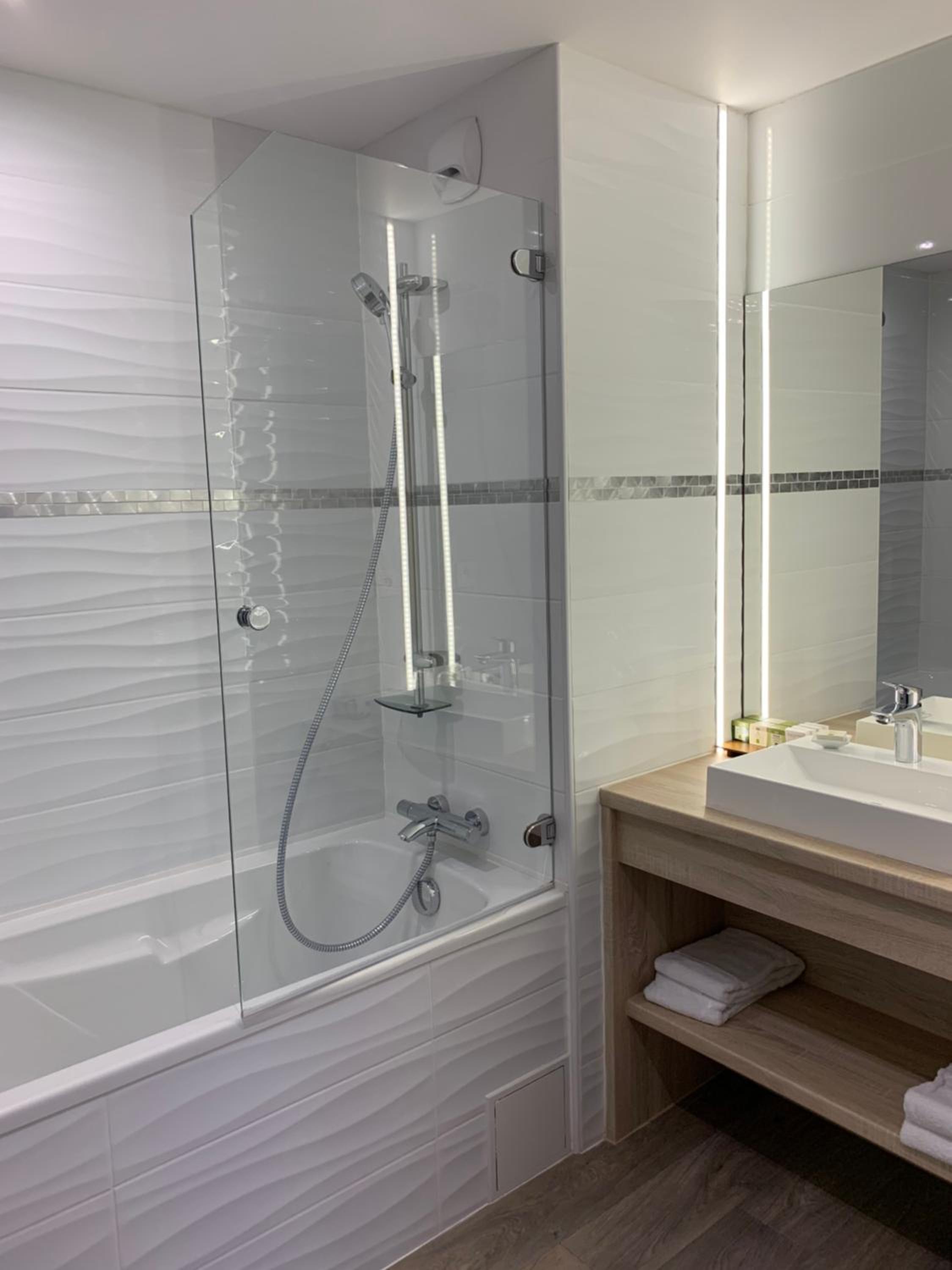 Superior Double or Twin Room with Terrace - Photo 2
