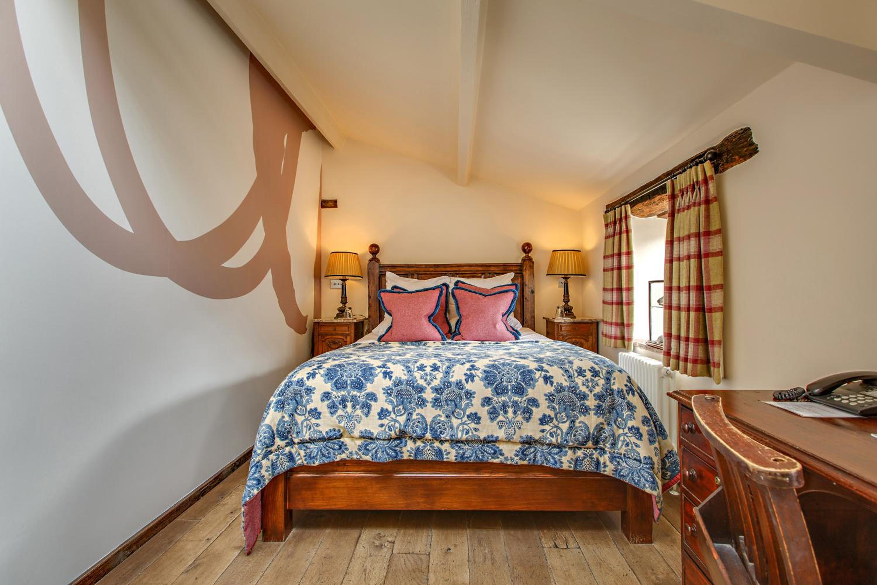 Room 4