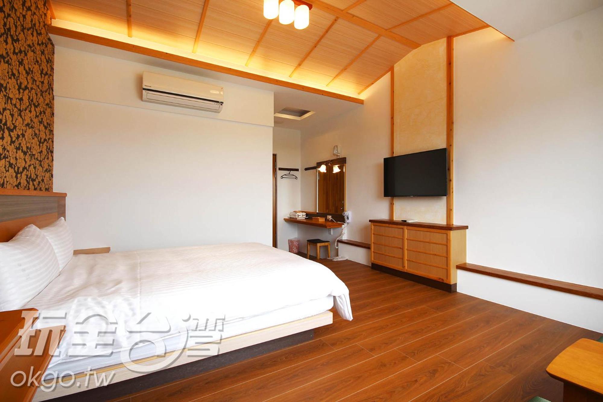 Deluxe Double Room photo 2