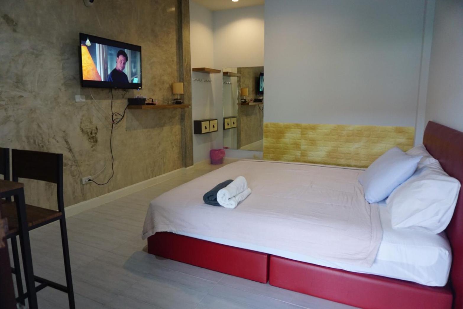 Apartment - Photo 29