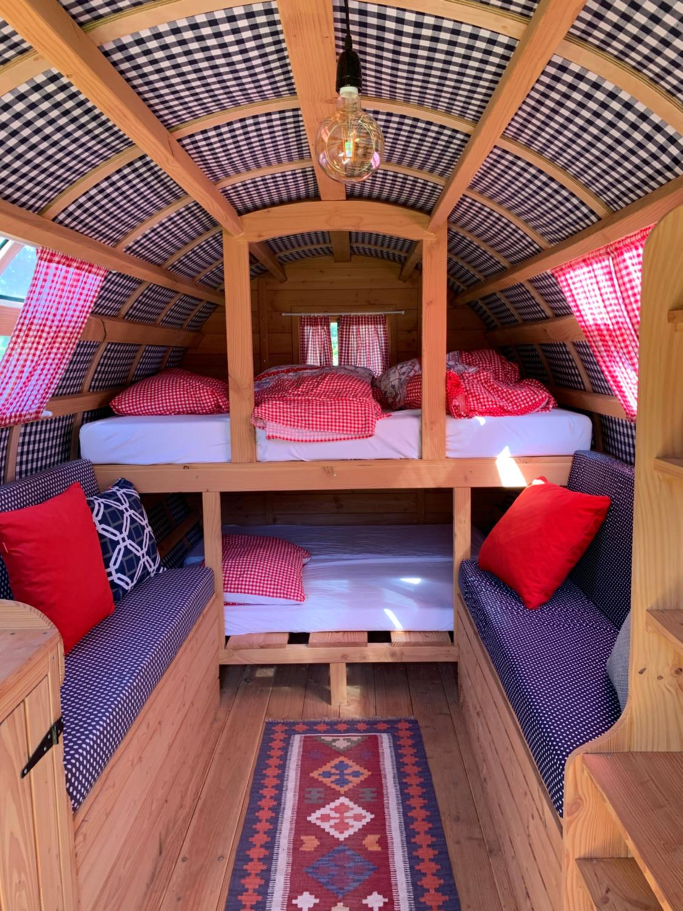 Caravan photo 1