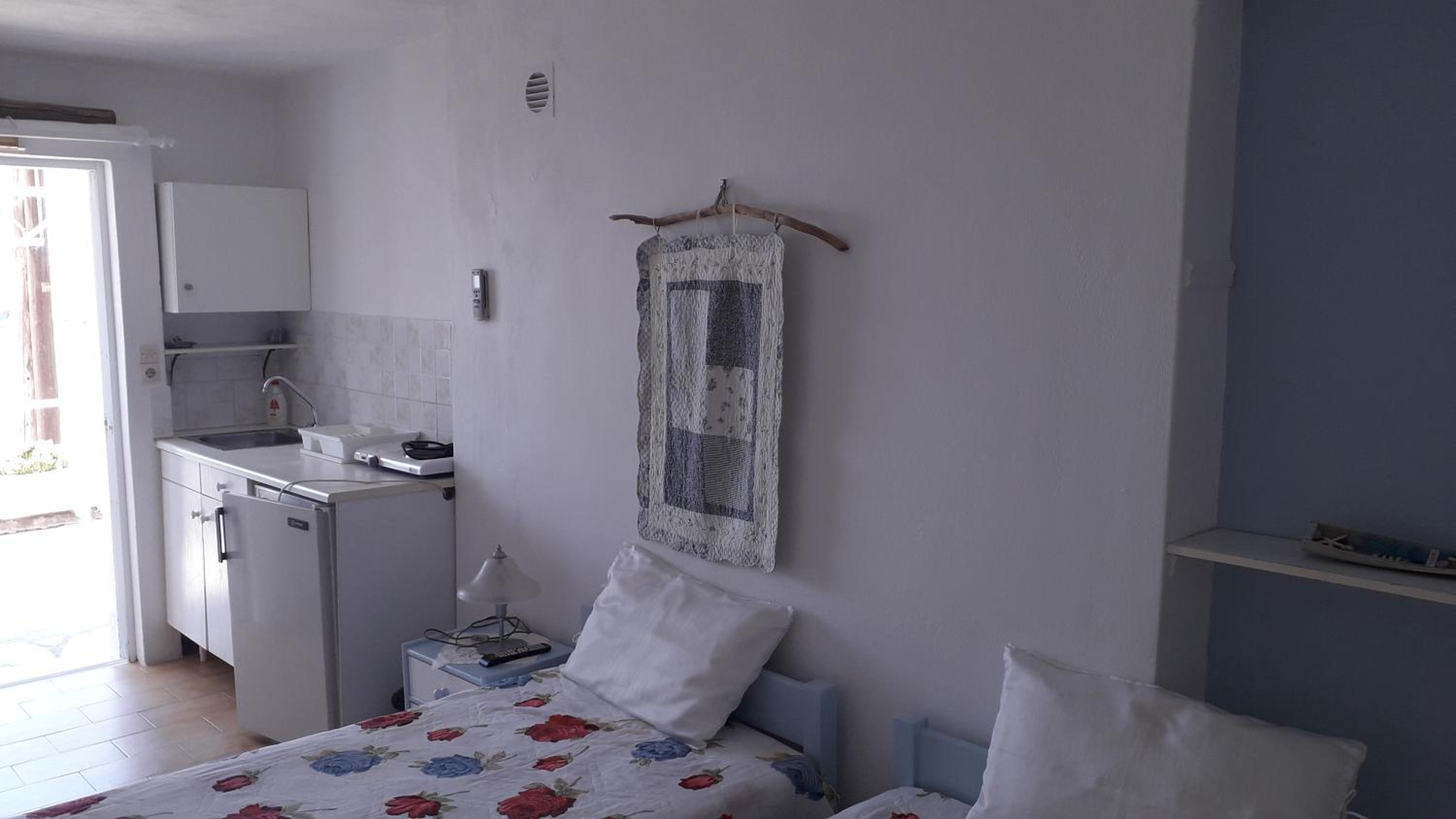 Standard Twin Room with Sea View photo 1
