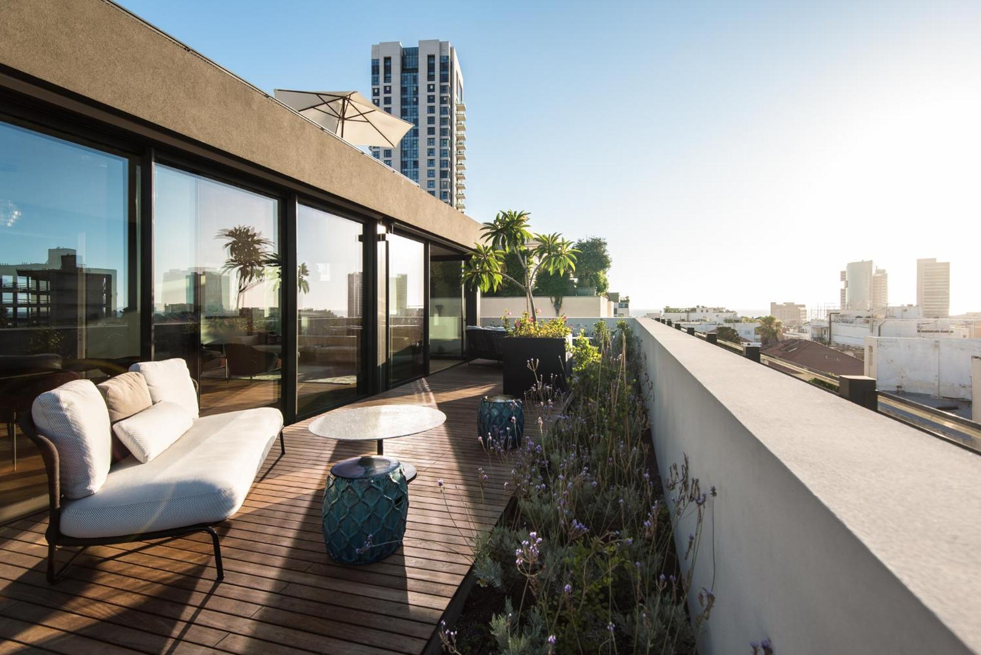 Penthouse Apartment