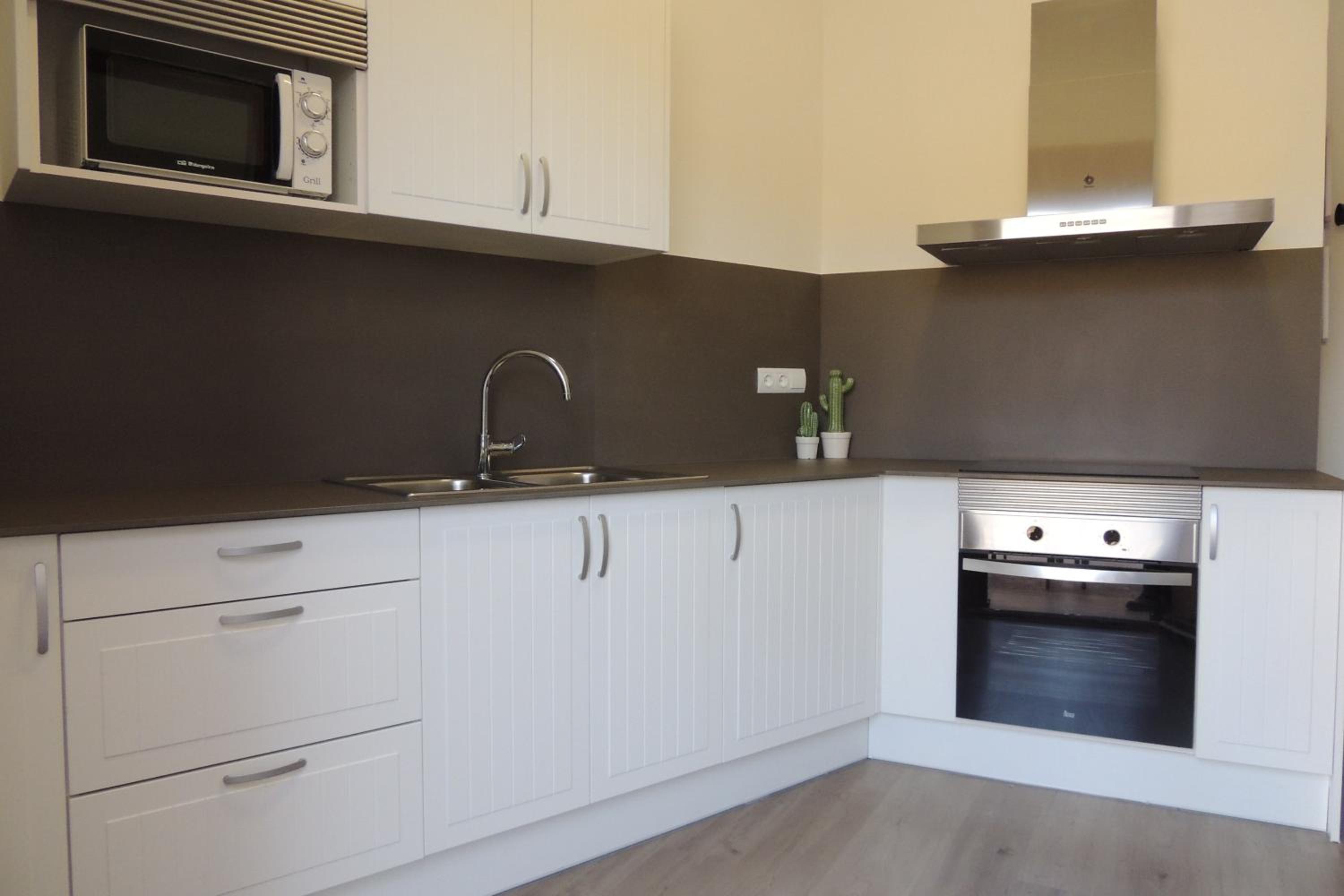 Four-Bedroom House - Photo 7