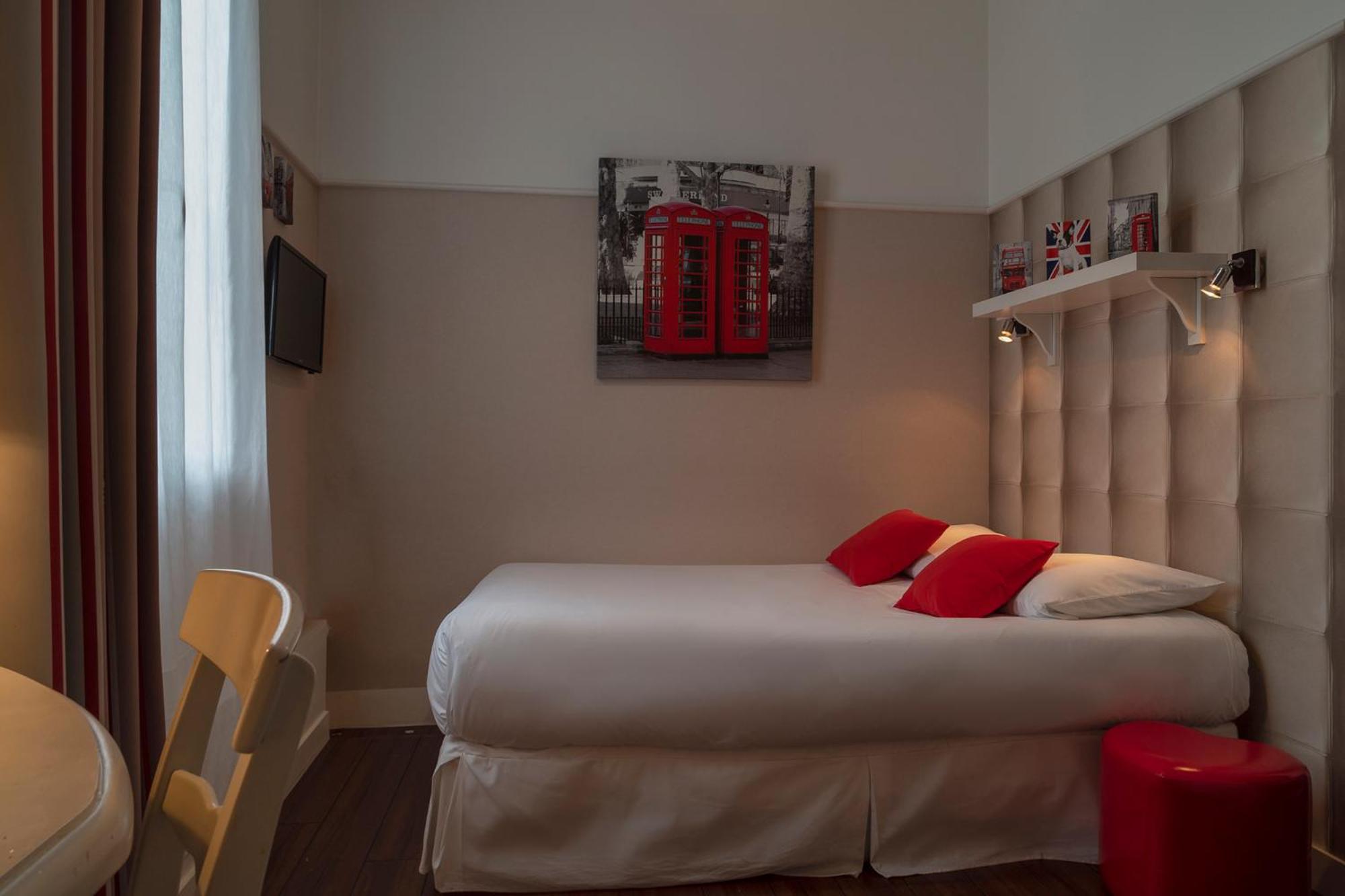 Standard Single Room photo 2