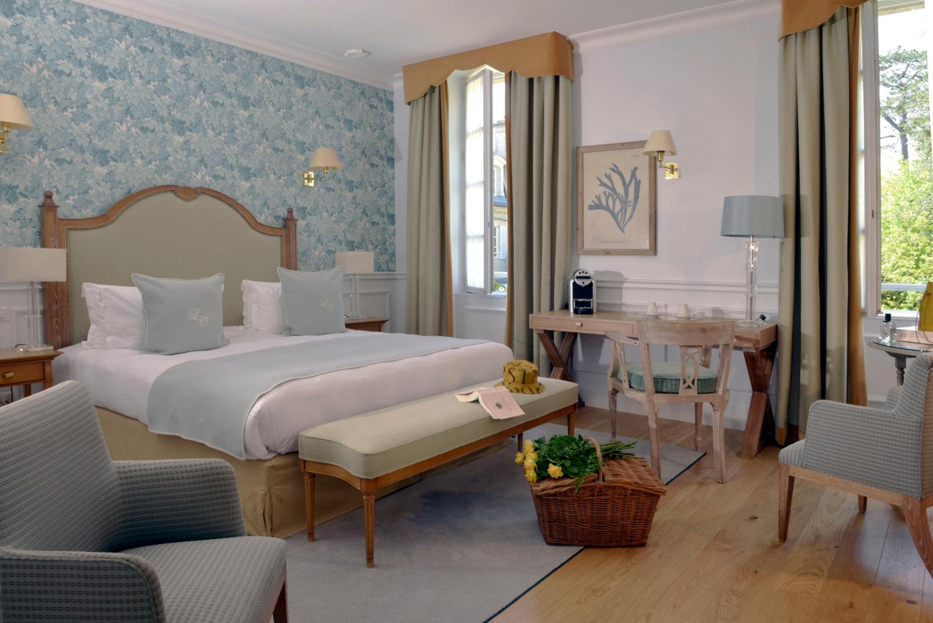 Junior Suite - Photo 1