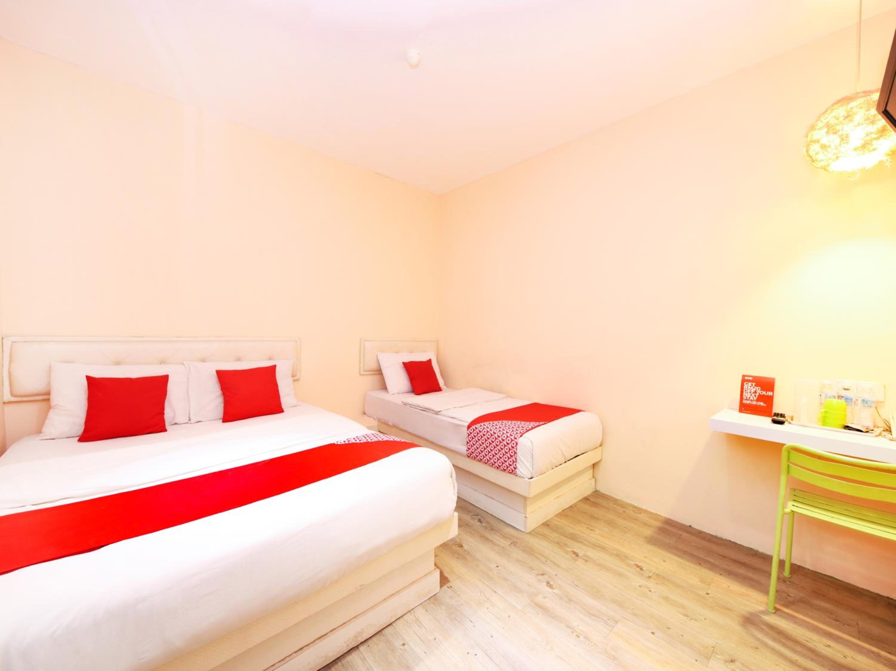 Superior Suite - Photo 3