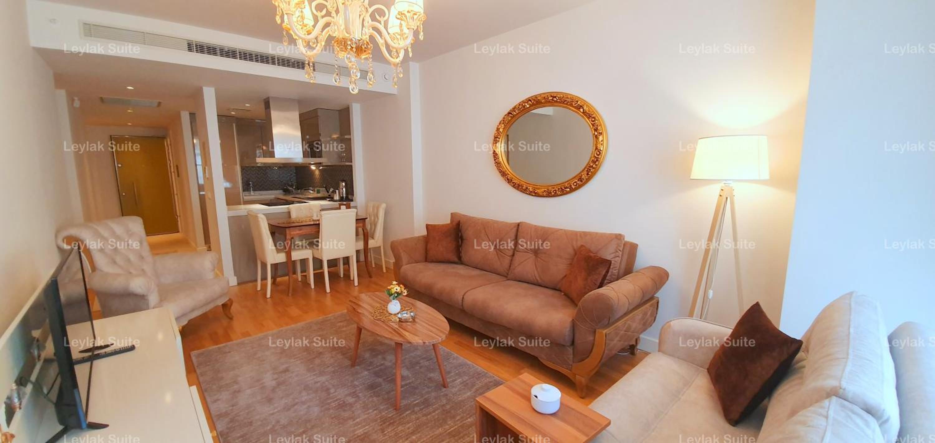 One-Bedroom Apartment photo 2
