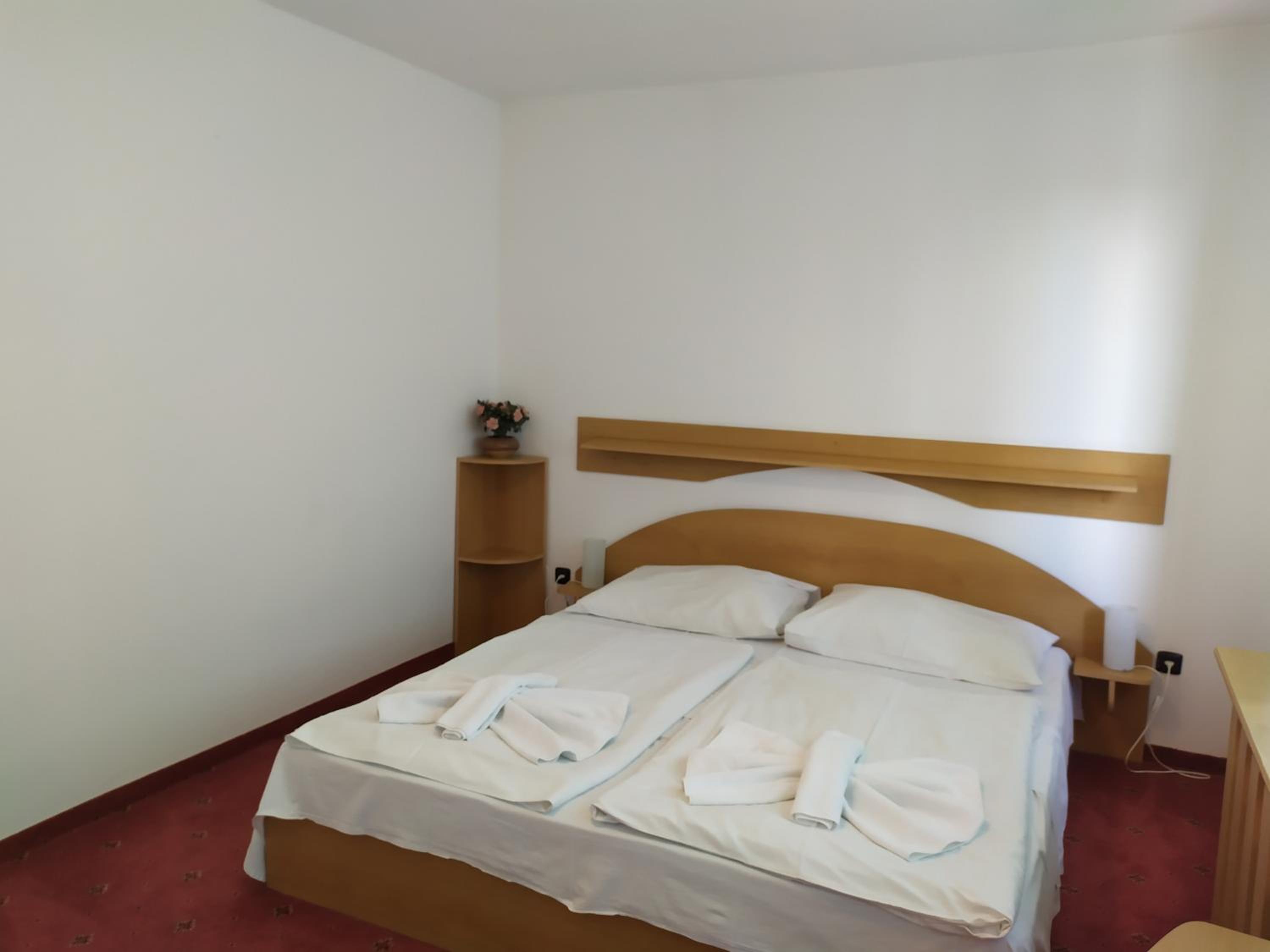 Deluxe Twin Room photo 2