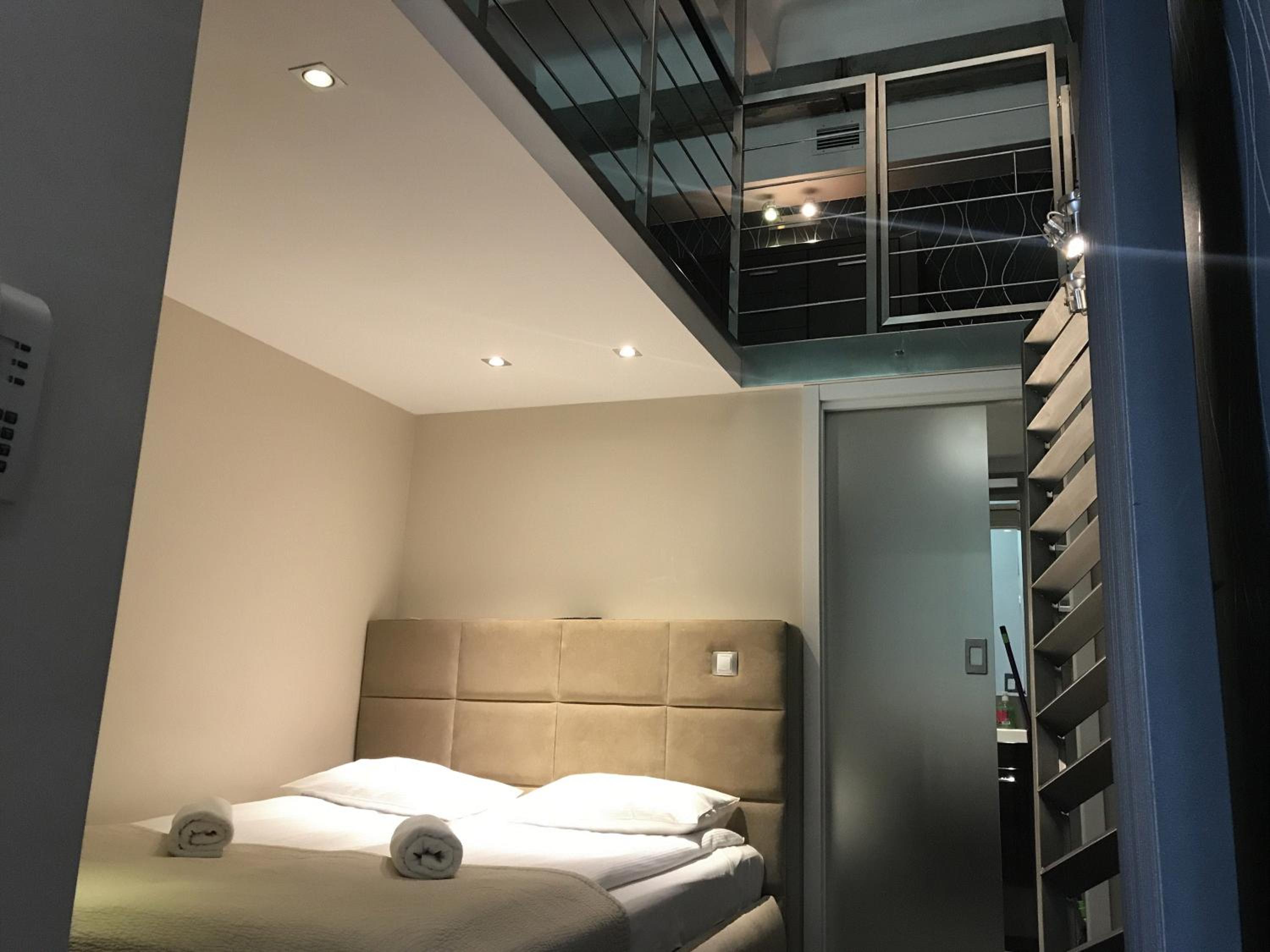 Loft Suite - Photo 1