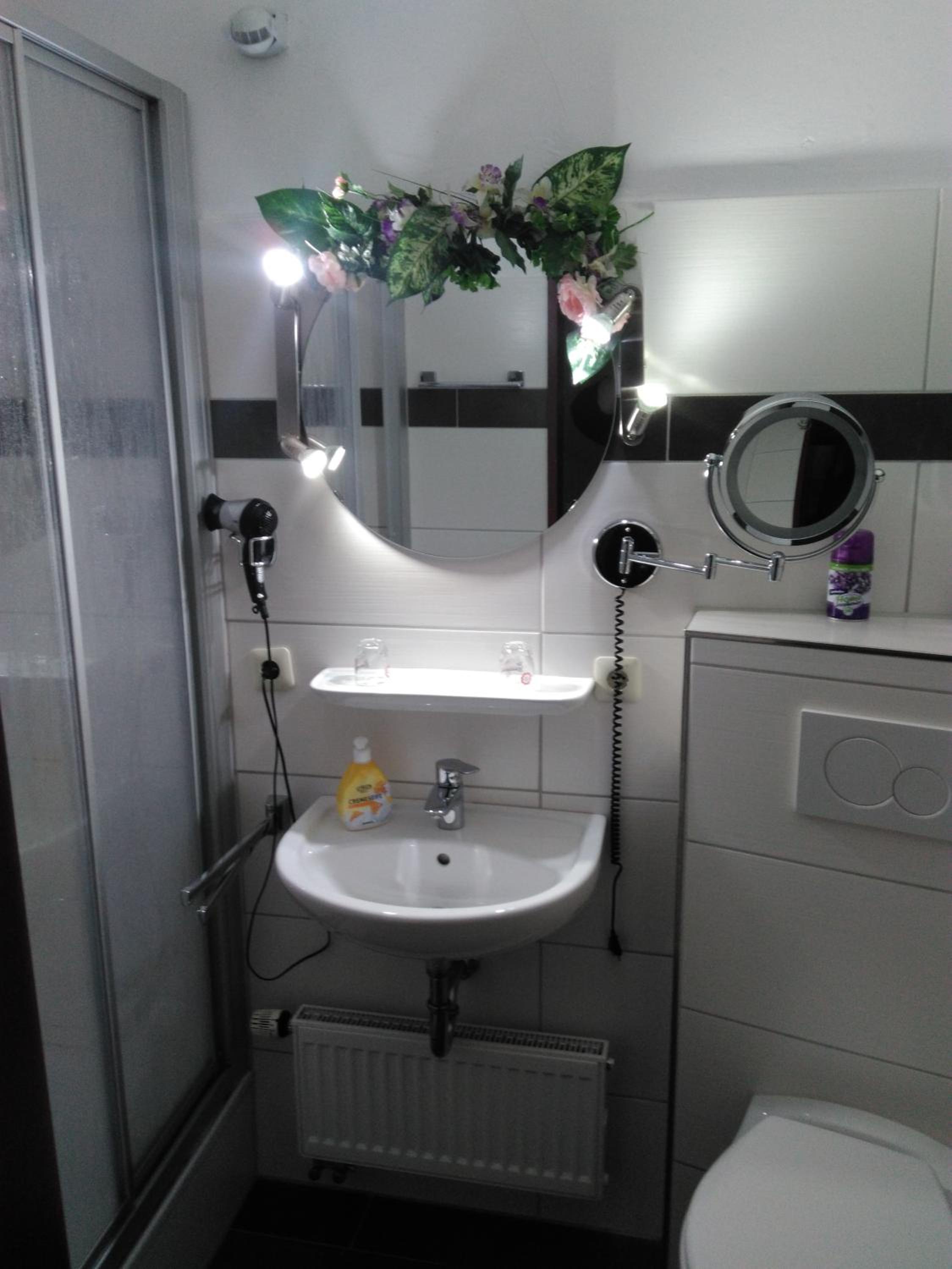 Standard Double Room photo 3