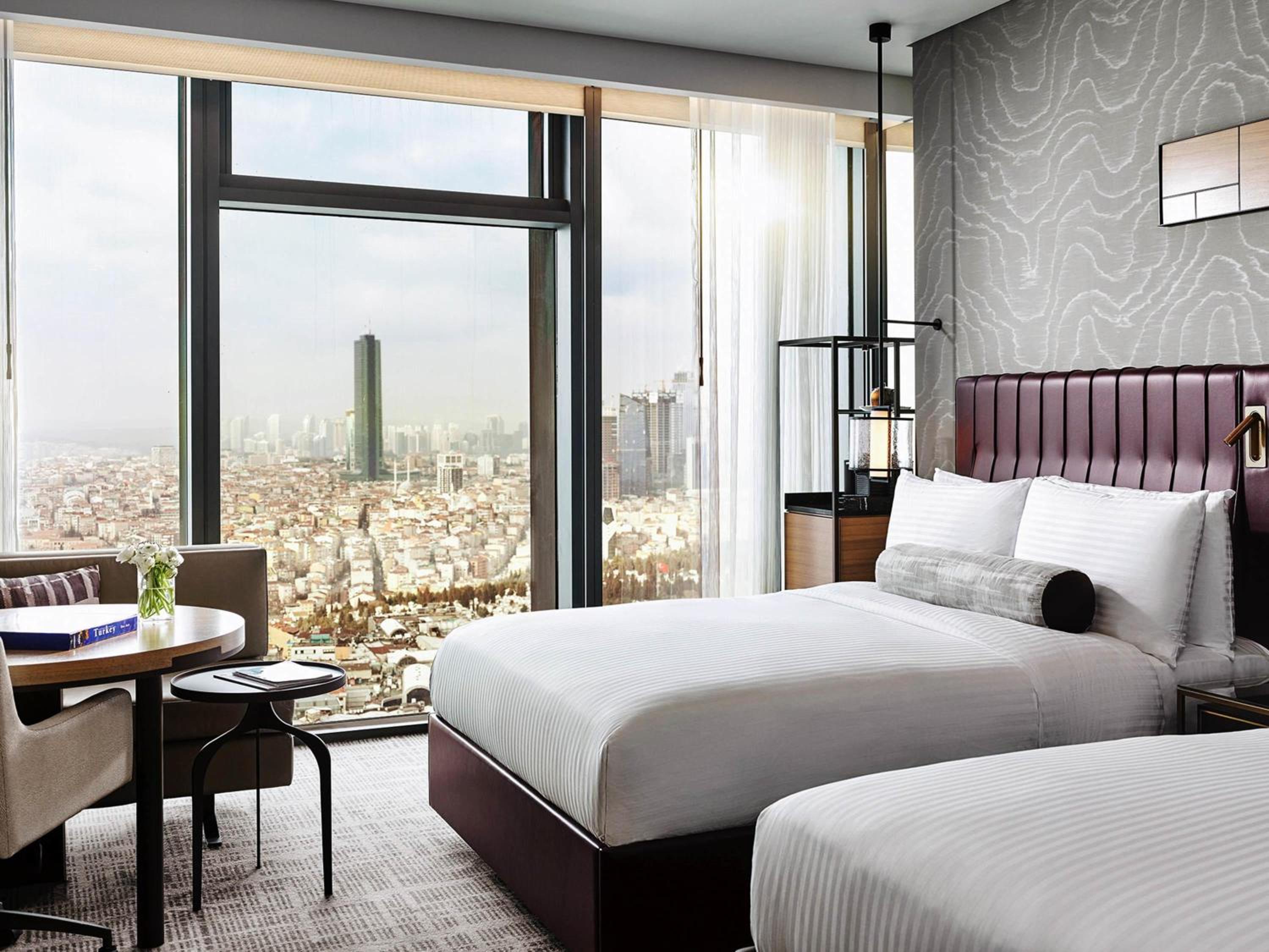 Skyline Queen Room with Two Queen Beds and City View