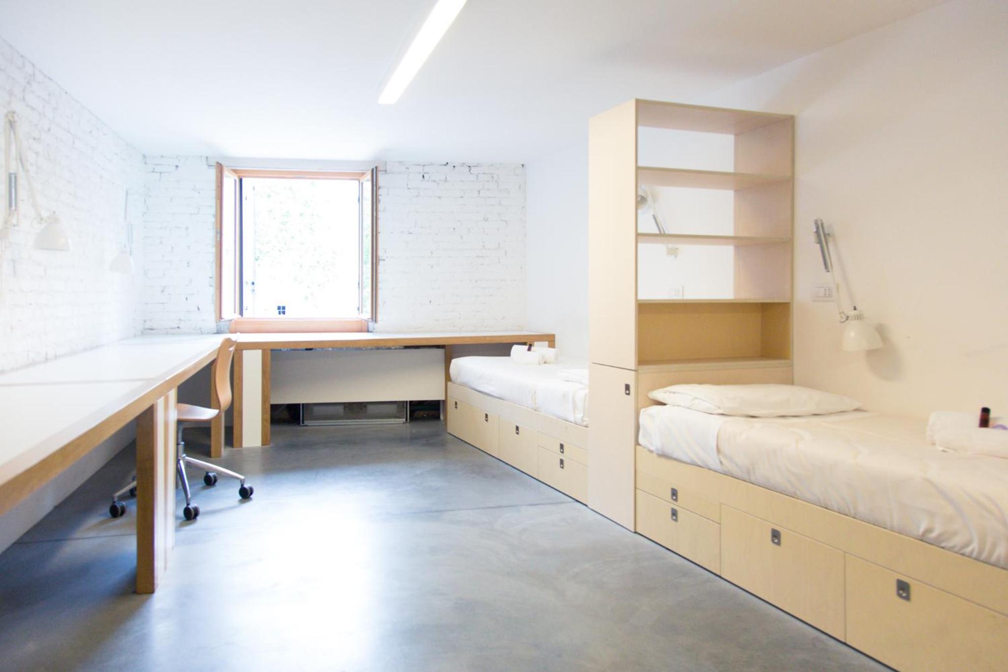 Bed In 8-Bed Mixed Dormitory Room photo 1