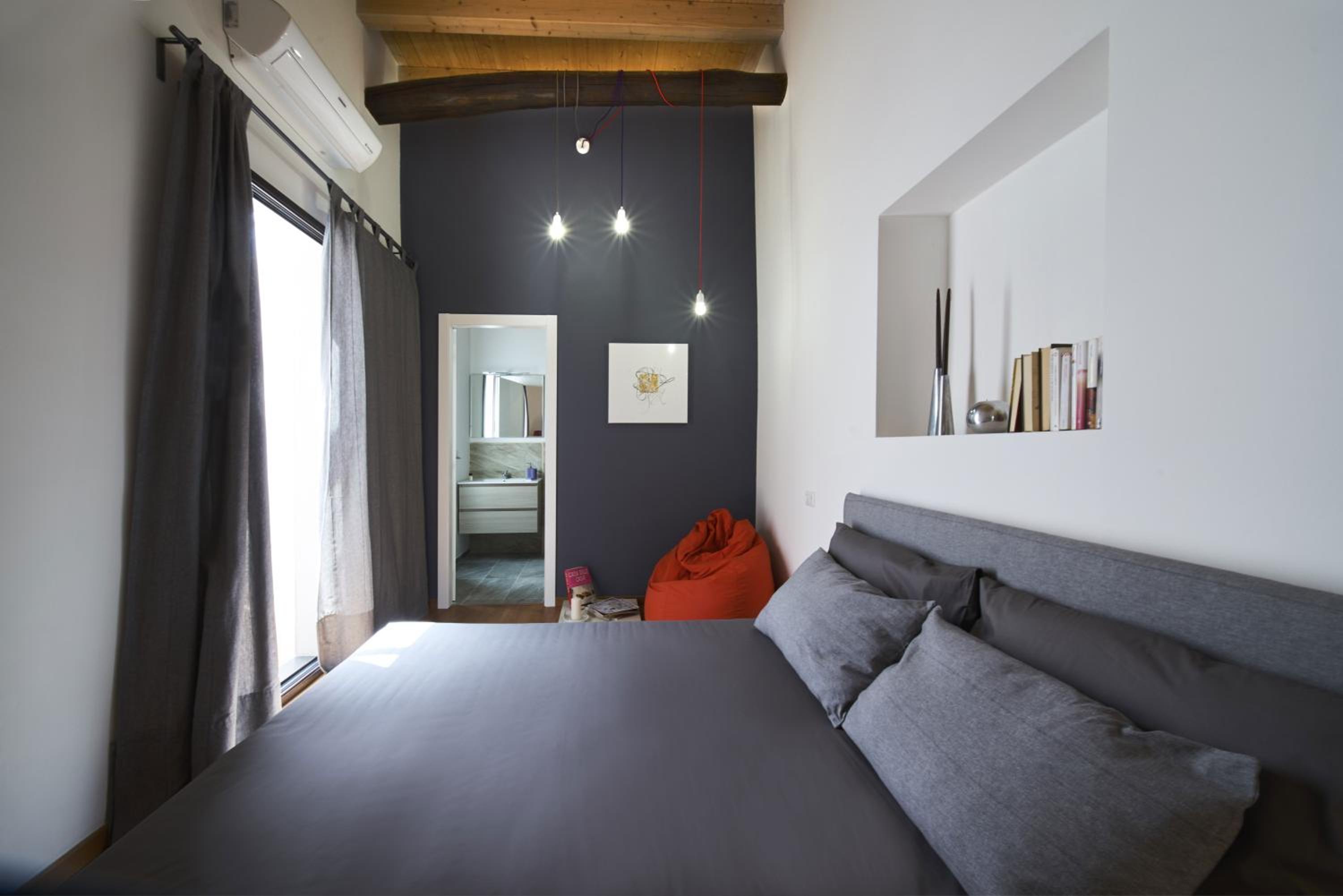 Three-Bedroom Townhouse - Photo 24