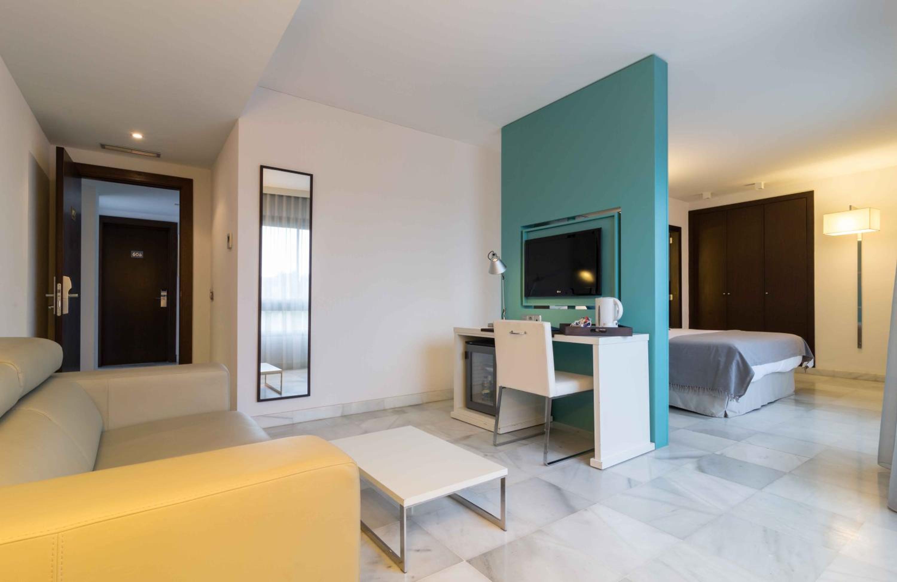 Superior Room - Photo 6