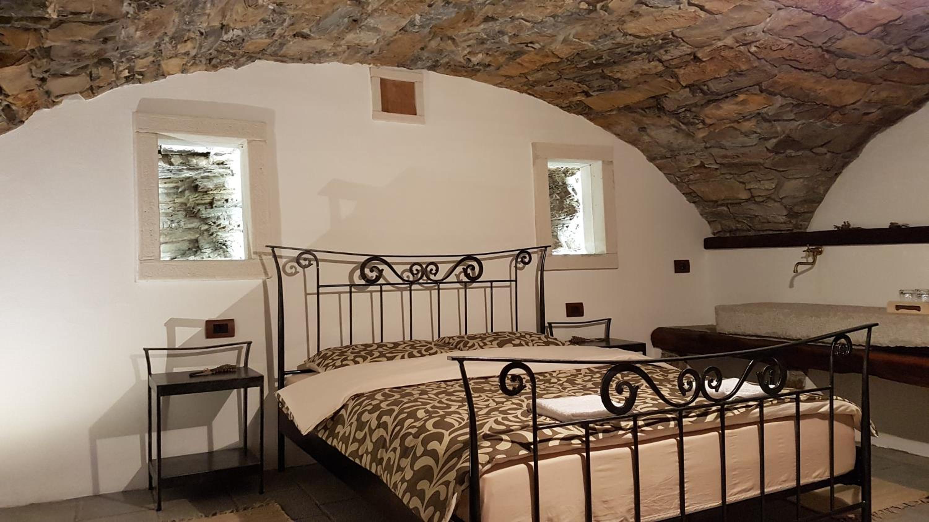 Double Room with Private Bathroom photo 1