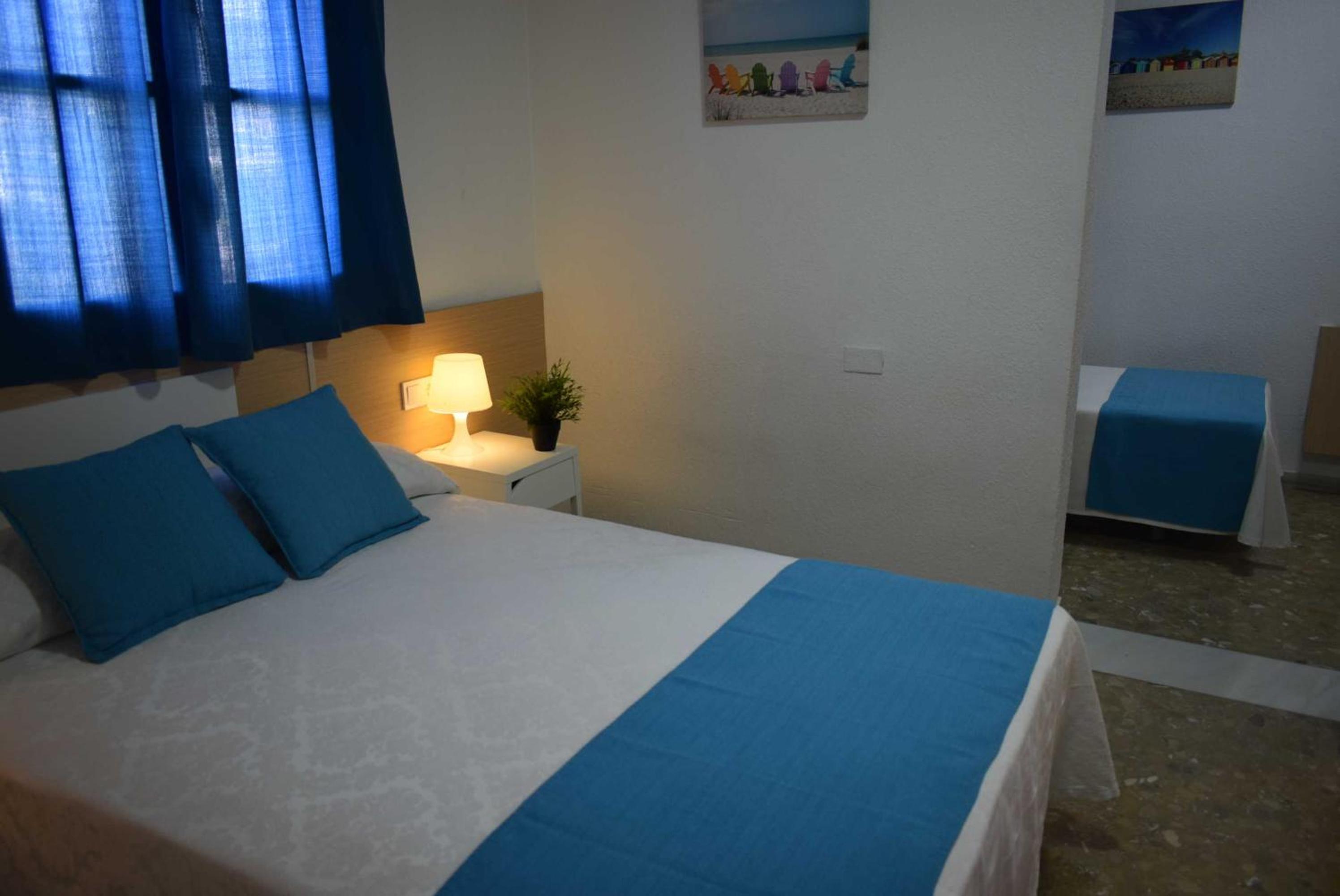 Basic Triple Room - Photo 6