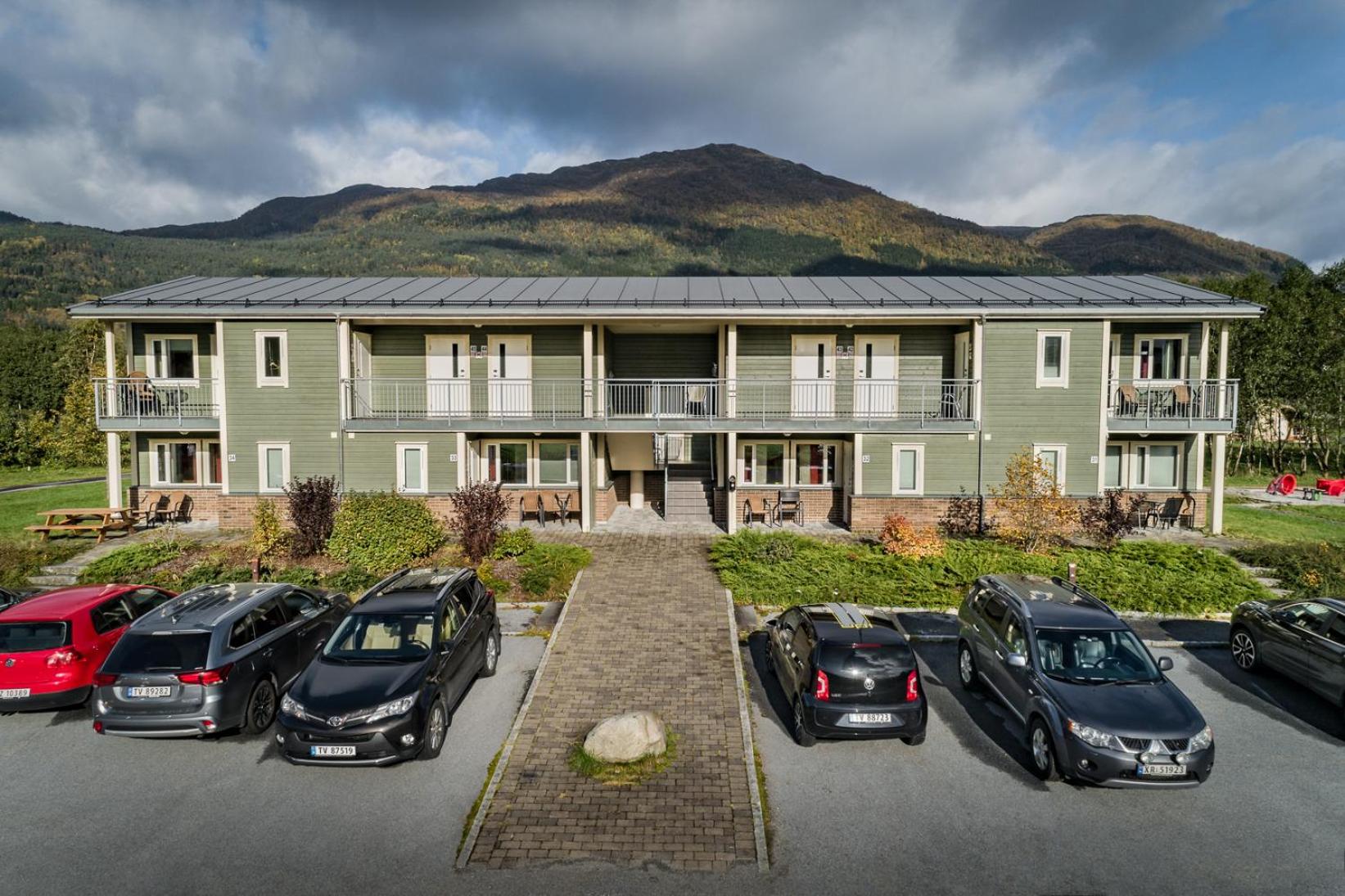 Apartment with Mountain View photo 3