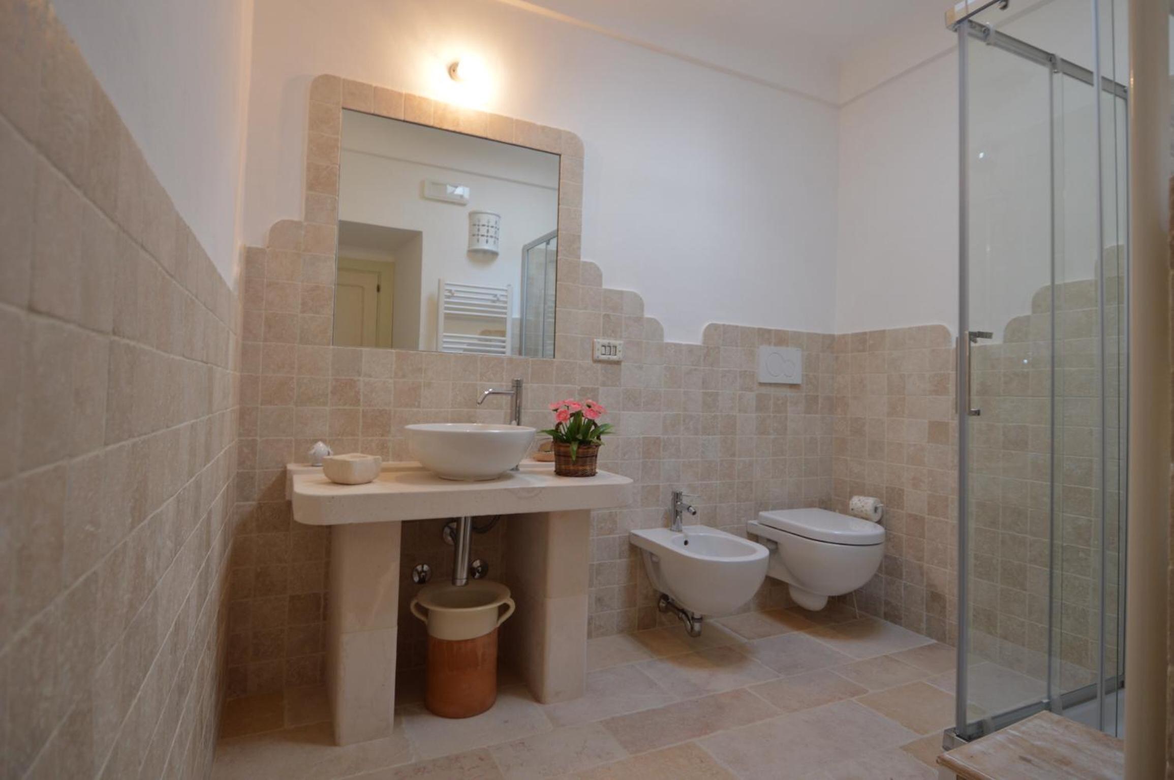 Suite - Photo 6